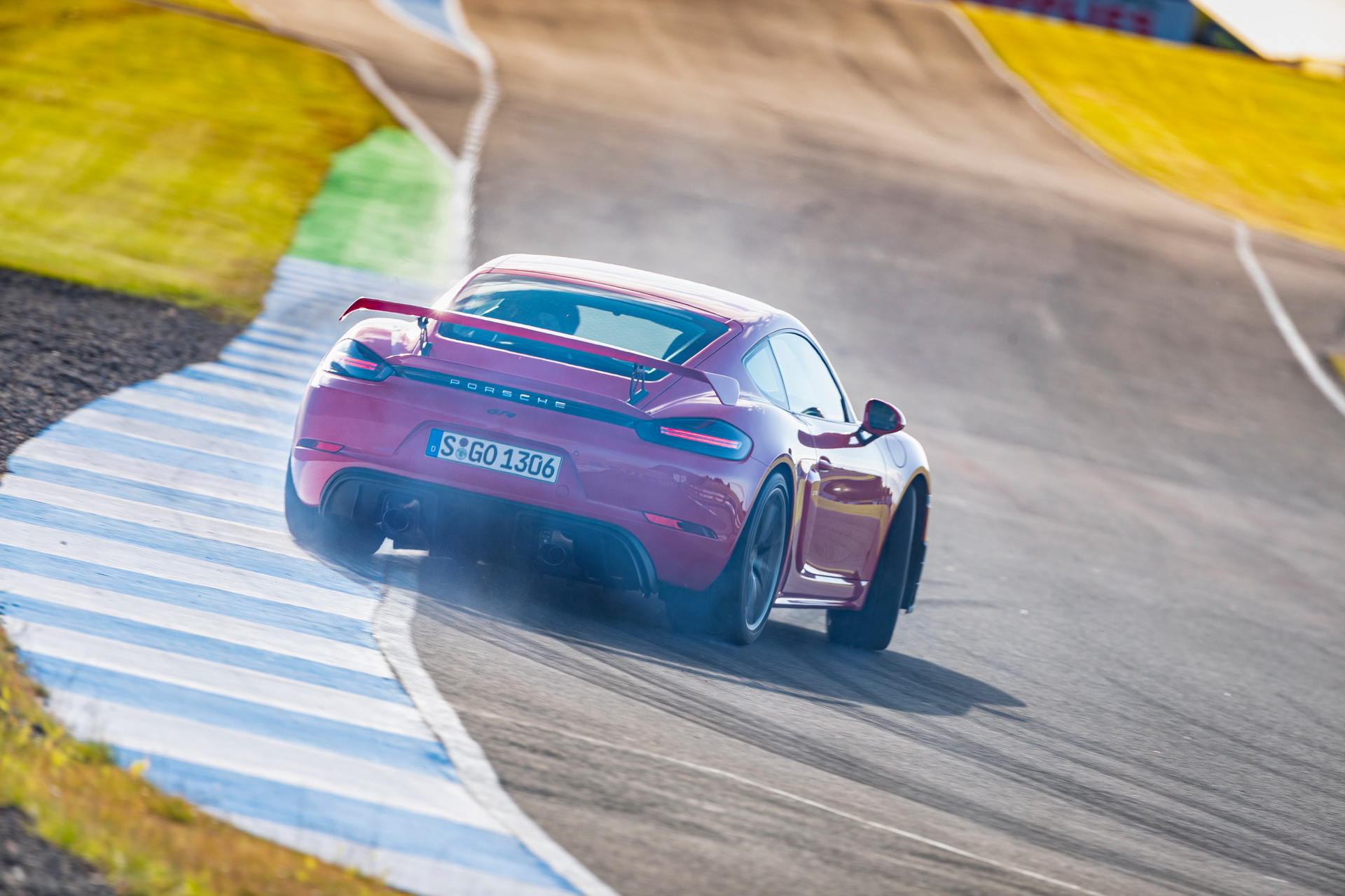 Massive Gallery Lets Us Bask In The Glory Of The 2020 Porsche 718 Cayman GT4