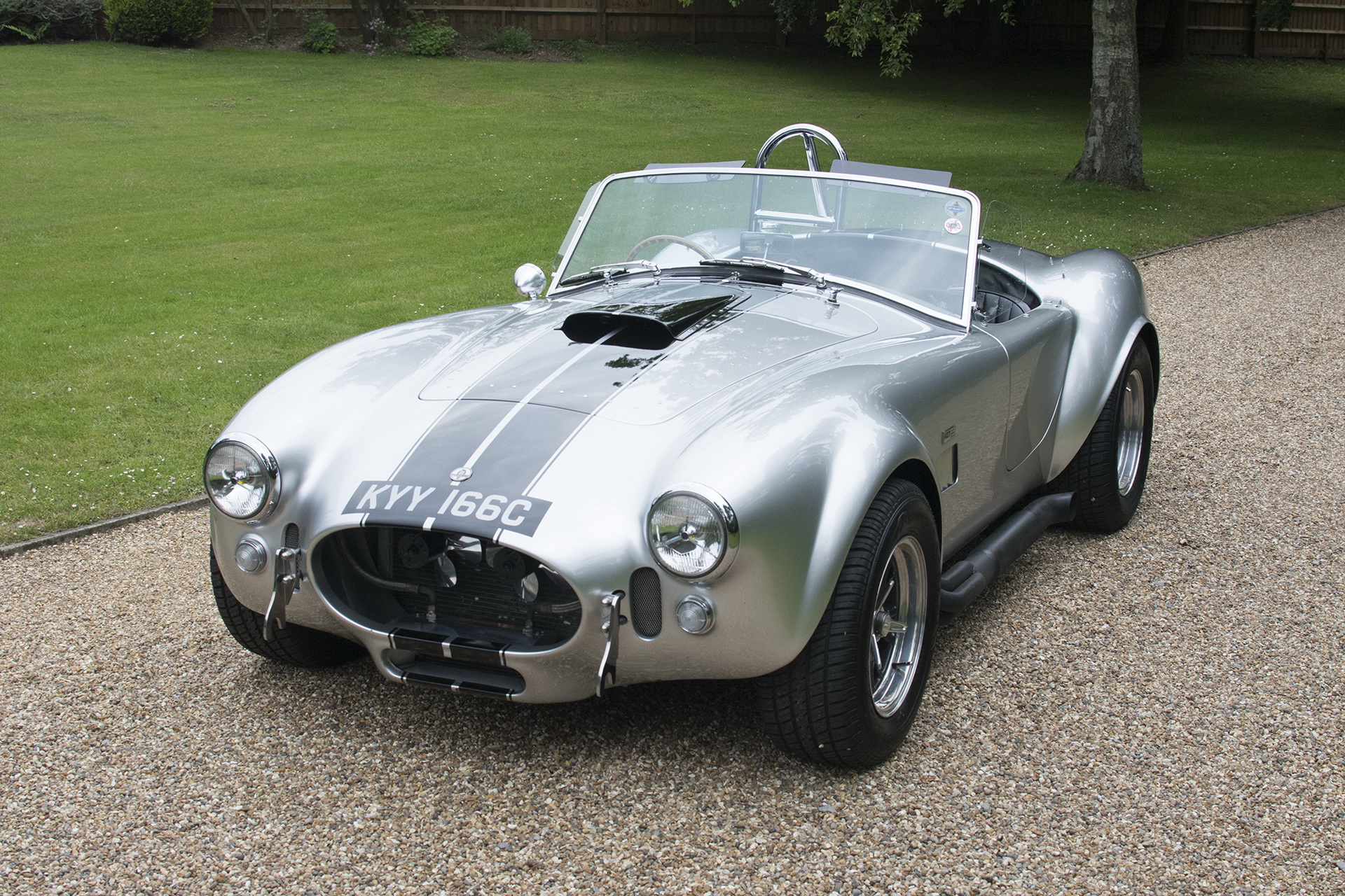 Celebrity-owned Shelby Cobra 427 S/C Recreation Could Become Your Own “Firestarter”