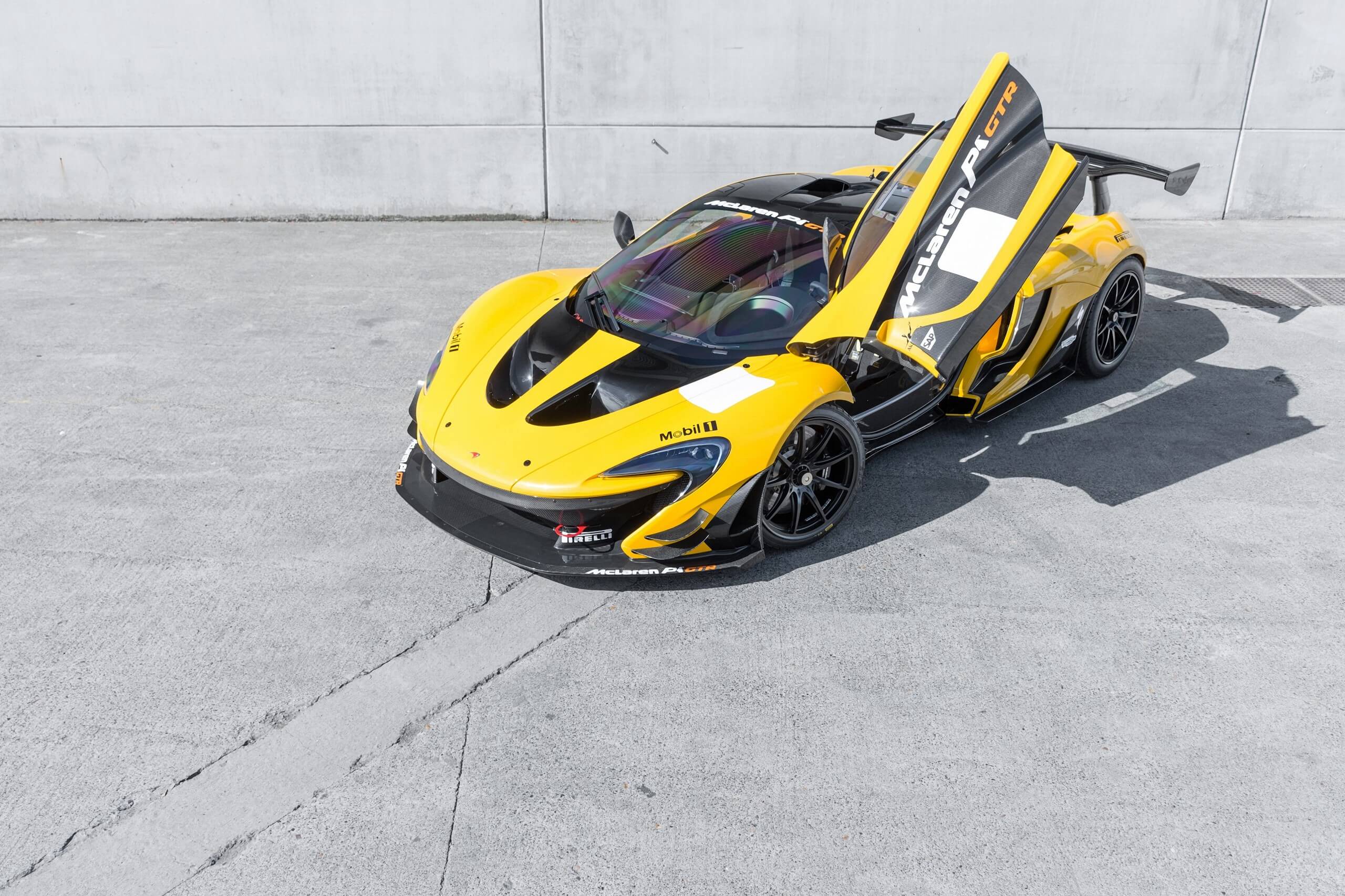 This Street-Legal McLaren P1 GTR Is Perfect For Well-Off Petrolheads