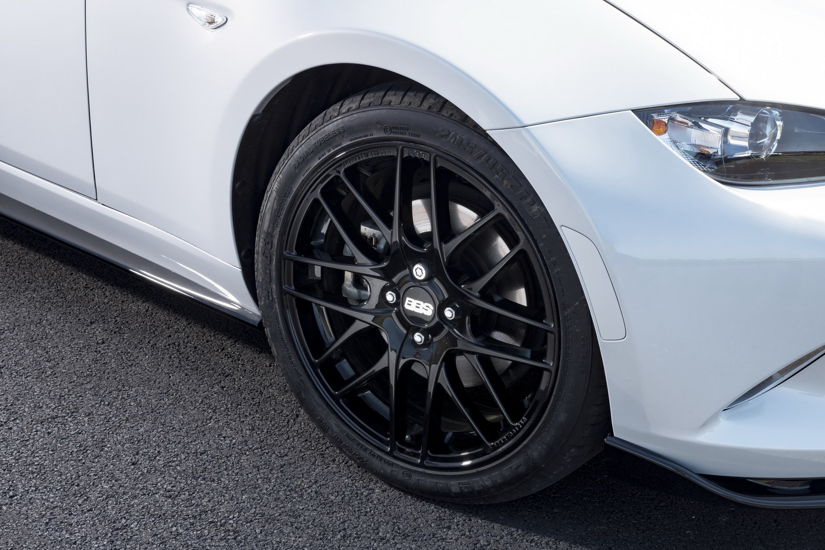 Personalize Your Mazda MX-5 With The Optional Cup And Design Packs