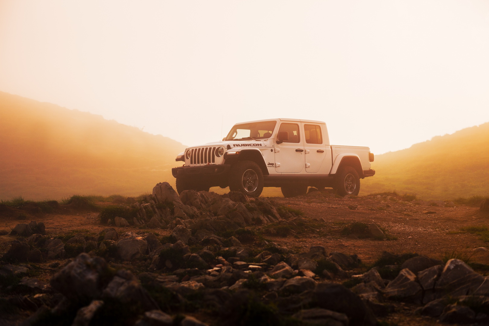 Euro-Spec Jeep Gladiator Getting 256 HP Diesel V6, Will Launch In 2020