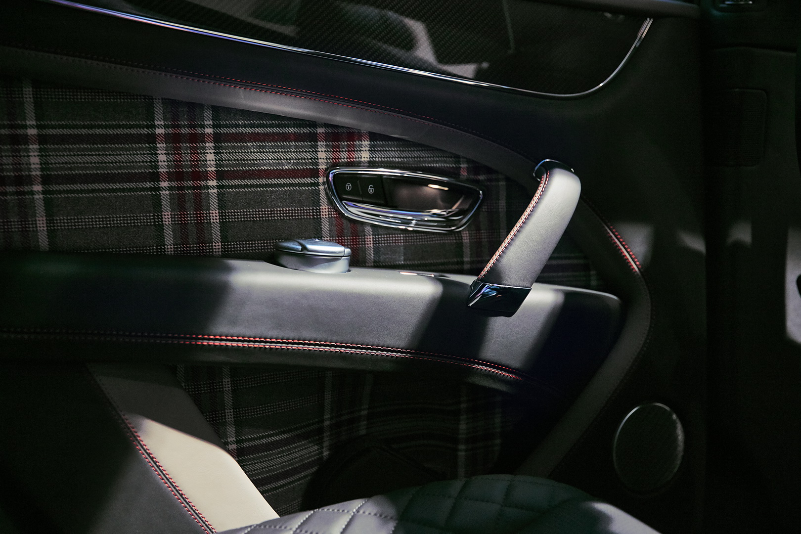 New Bentley Bentayga Businessman And Sportsman Editions Come With Plenty Of Tweed And A Chessboard