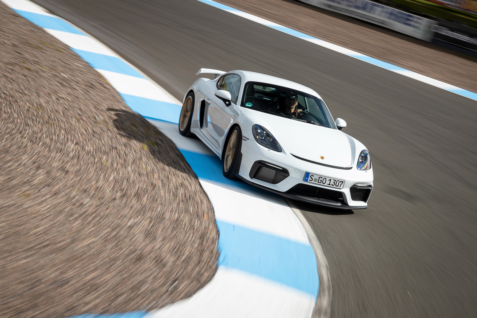 Massive Gallery Lets Us Bask In The Glory Of The 2020 Porsche 718 Cayman GT4