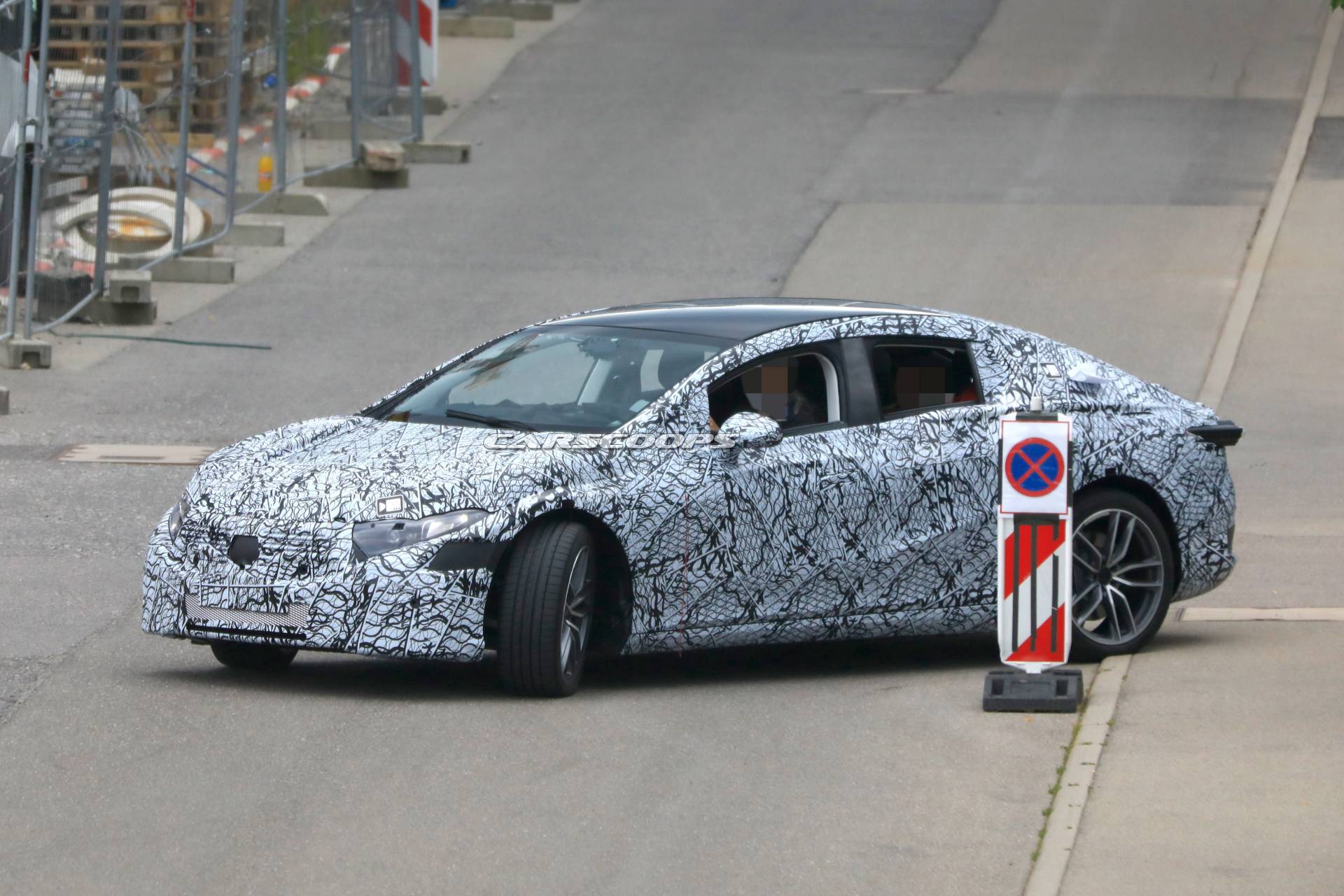 2021 Mercedes EQS Electric Flagship Shows Production Body, Should Porsche Taycan Worry?