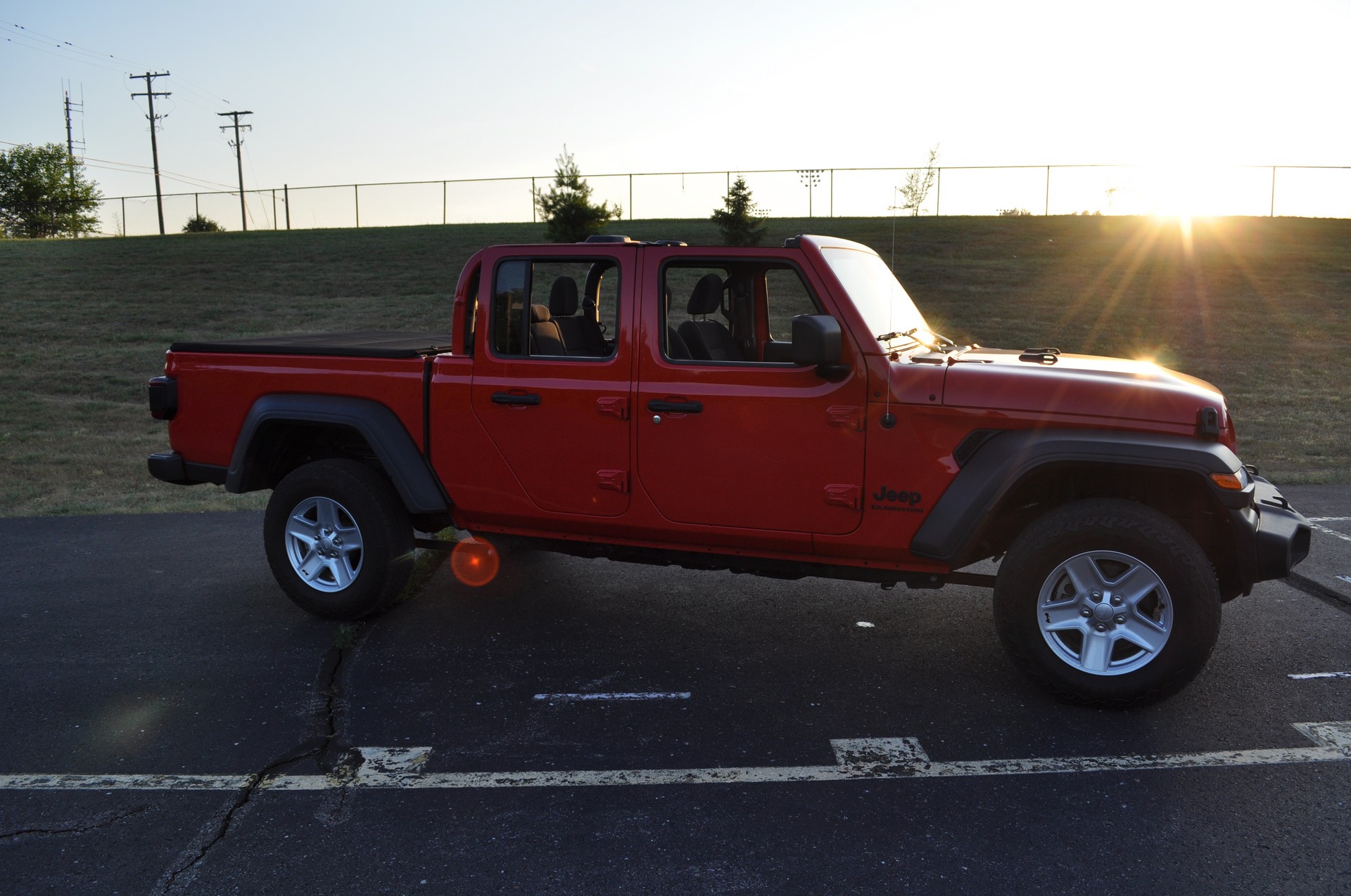 Driven: 2020 Jeep Gladiator Marks The End Of Boring Mid-Size Pickups