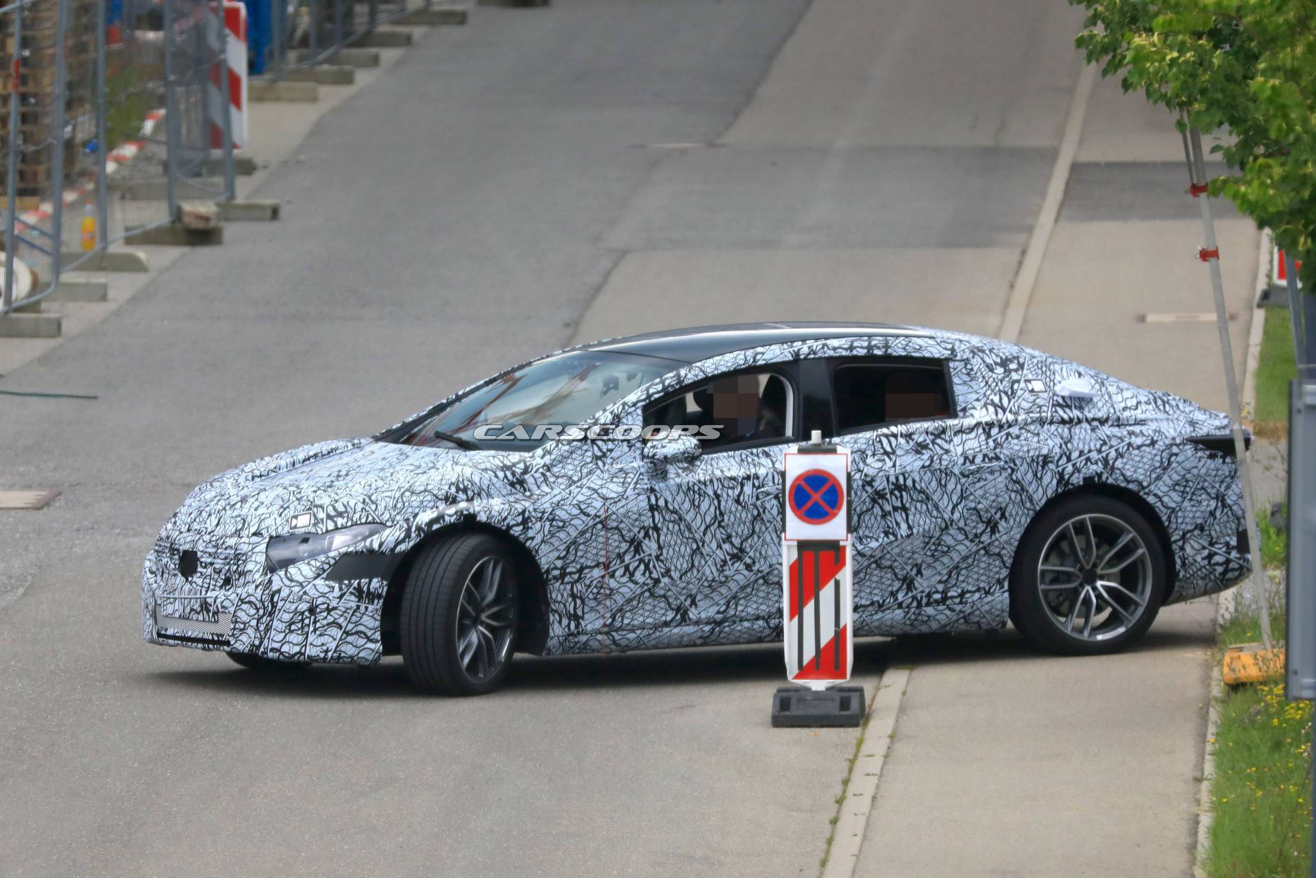 2021 Mercedes EQS Electric Flagship Shows Production Body, Should Porsche Taycan Worry?