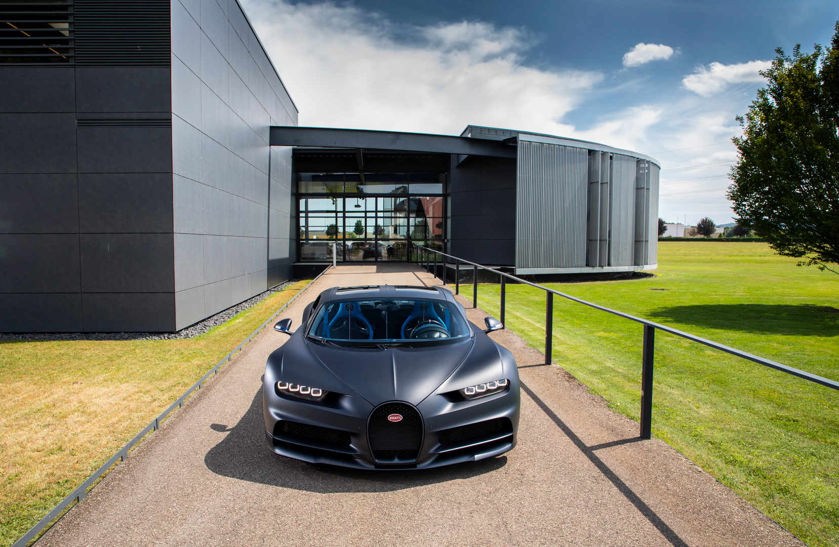 Bugatti Chiron Production Hits New Milestone, Less Than 100 Are Still Up For Grabs