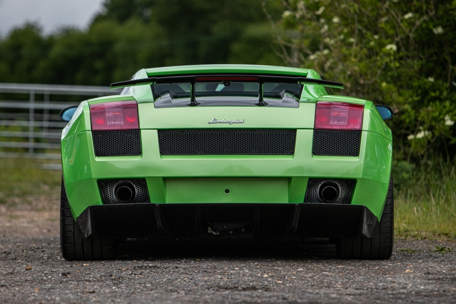 1965 Lotus Cortina Sells For Three Times More Than A Ferrari F430!