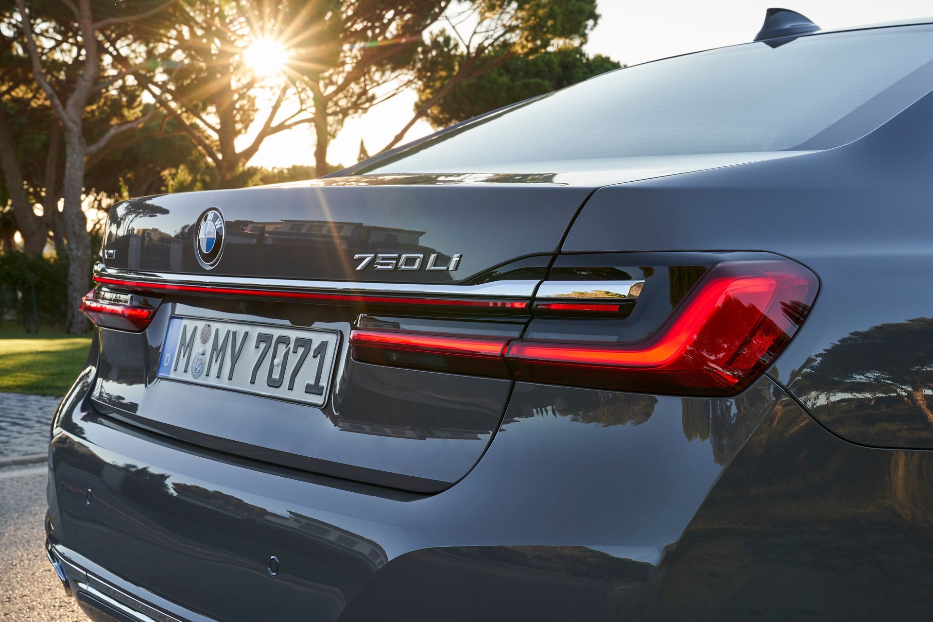 Next BMW 7-Series Could Spawn i7 Electric Variant With 650+ HP