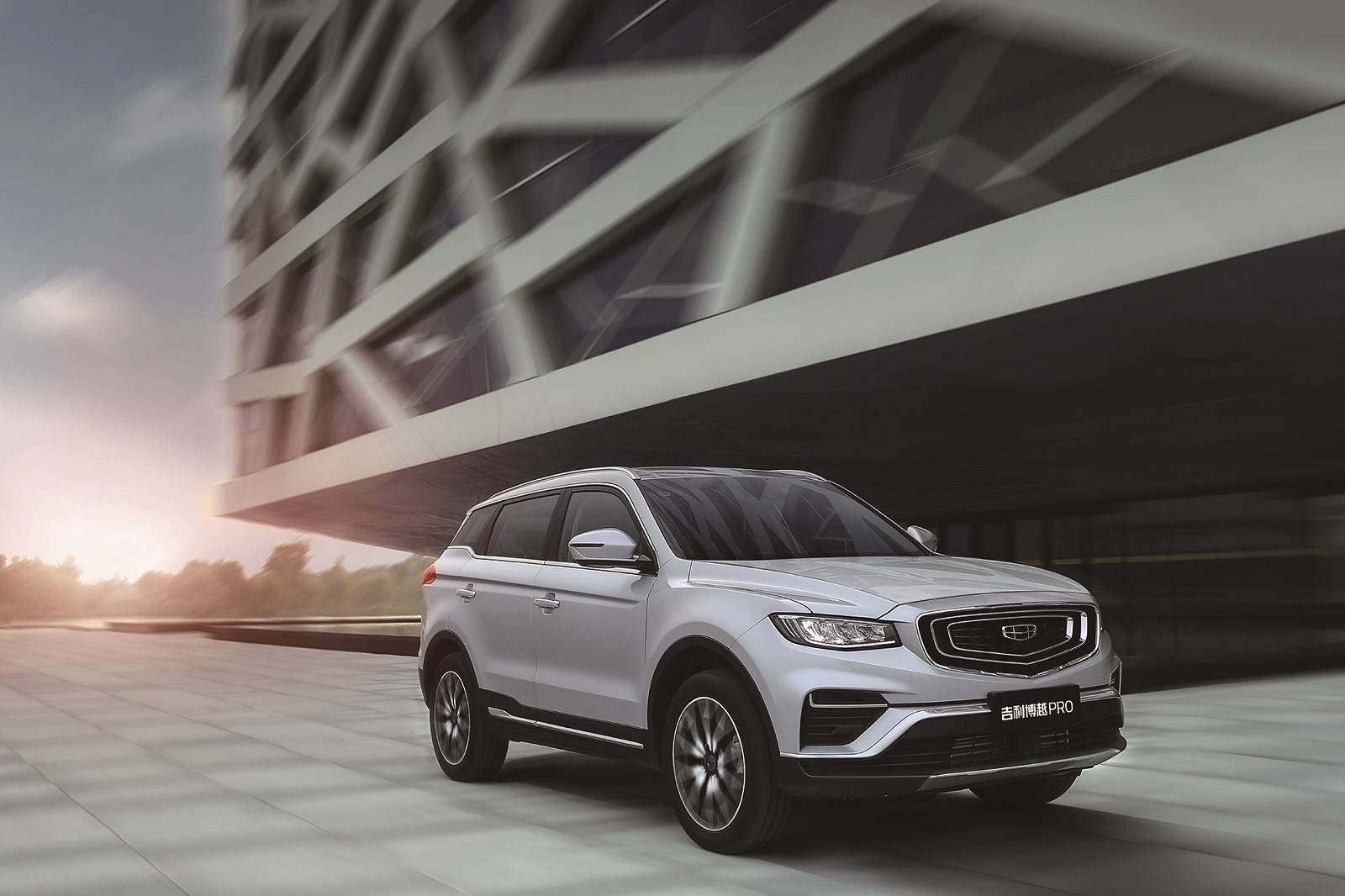 Facelifted Geely Bo Yue Pro Gains “Super Brain,” Updated Engines And Styling