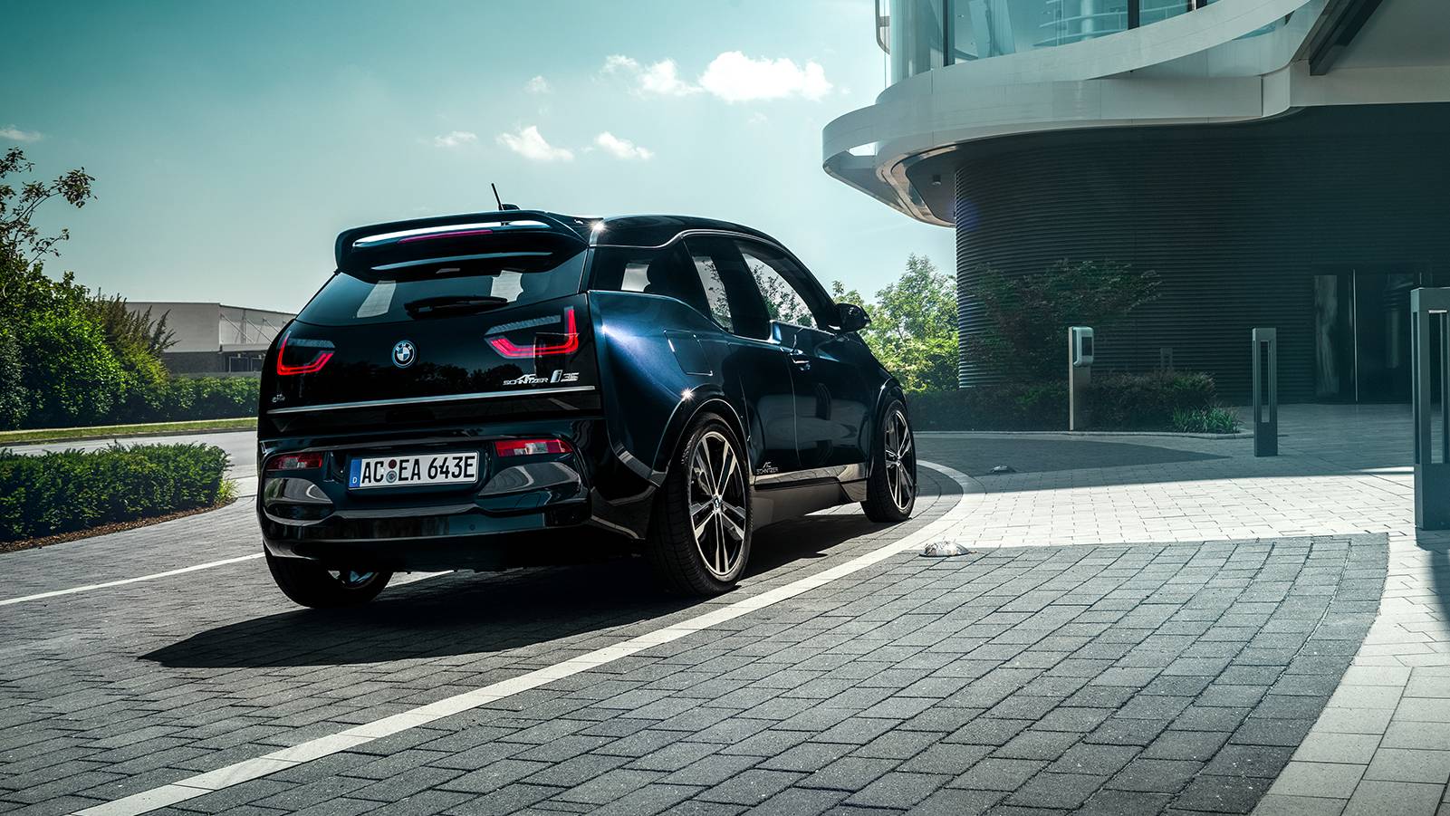 BMW i3s Starts Looking Like A Proper Electric Hot Hatch Thanks To AC Schnitzer