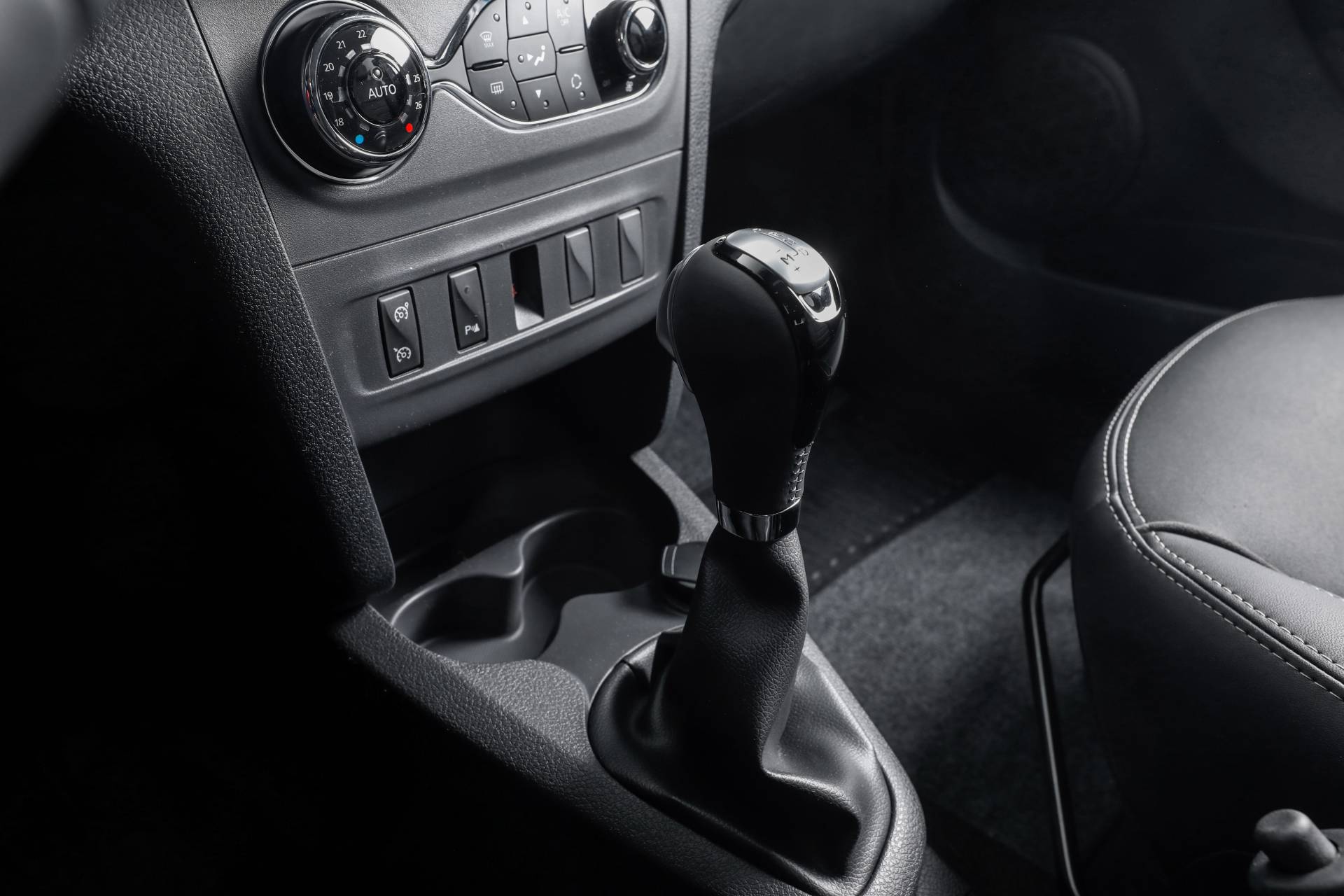 2020 Renault Logan, Sandero And Stepway Unveiled In Brazil With New Styling, CVT Option