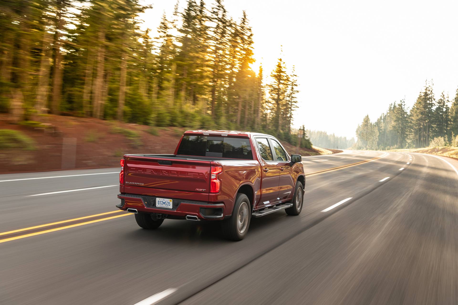 2020 Chevy Silverado 1500 Diesel Tops Rivals With EPA-Estimated 33 MPG Highway