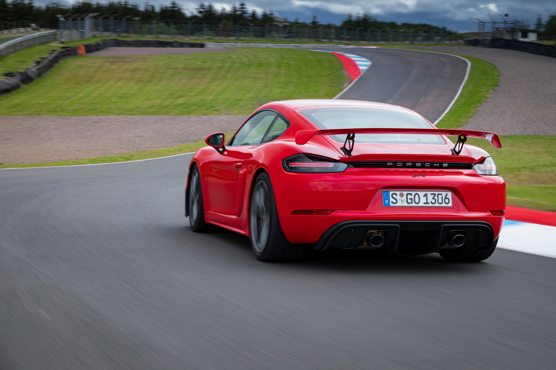 Massive Gallery Lets Us Bask In The Glory Of The 2020 Porsche 718 Cayman GT4