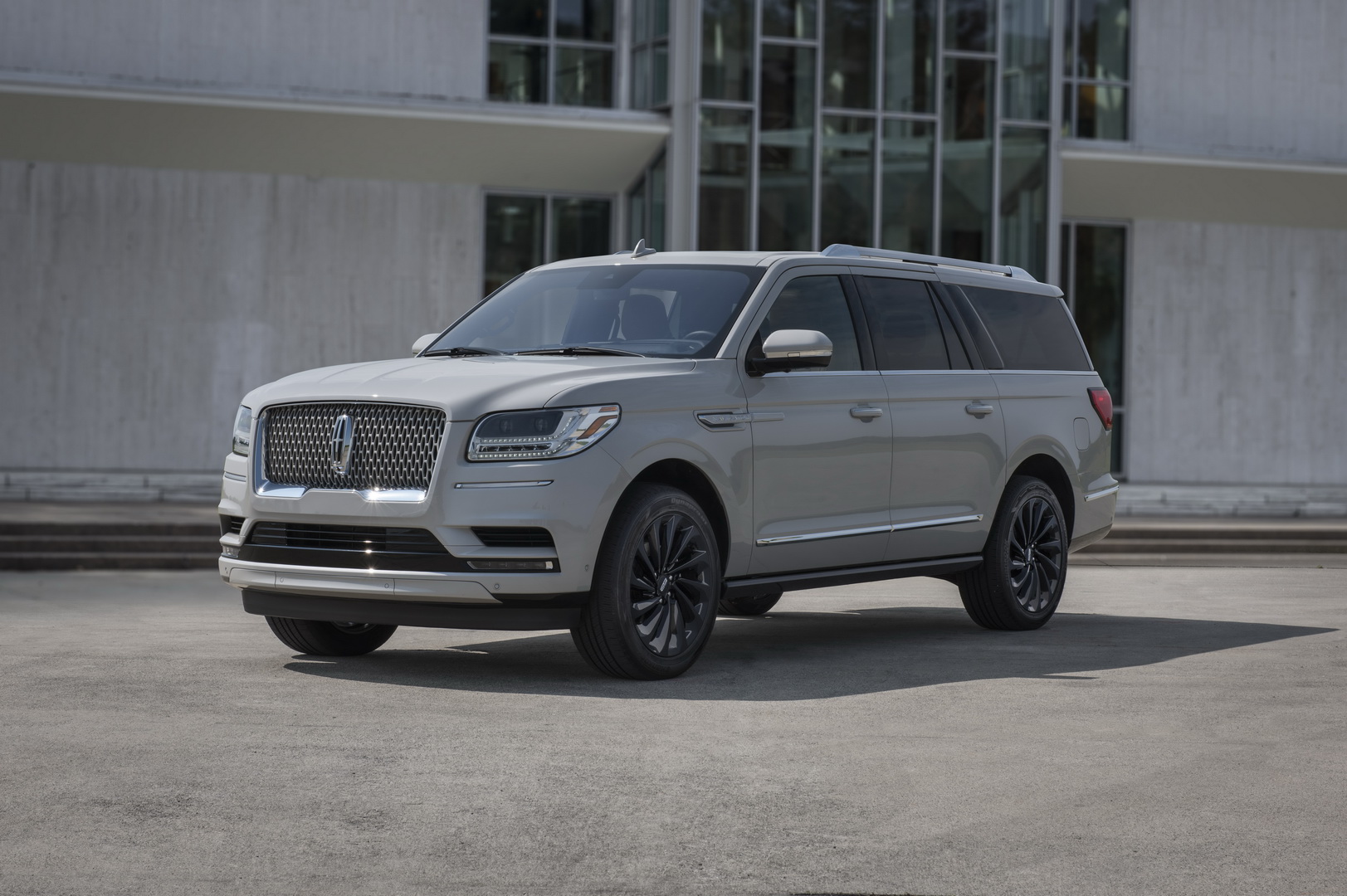 2020 Lincoln Navigator Arriving At Dealers In November With Extra Gear