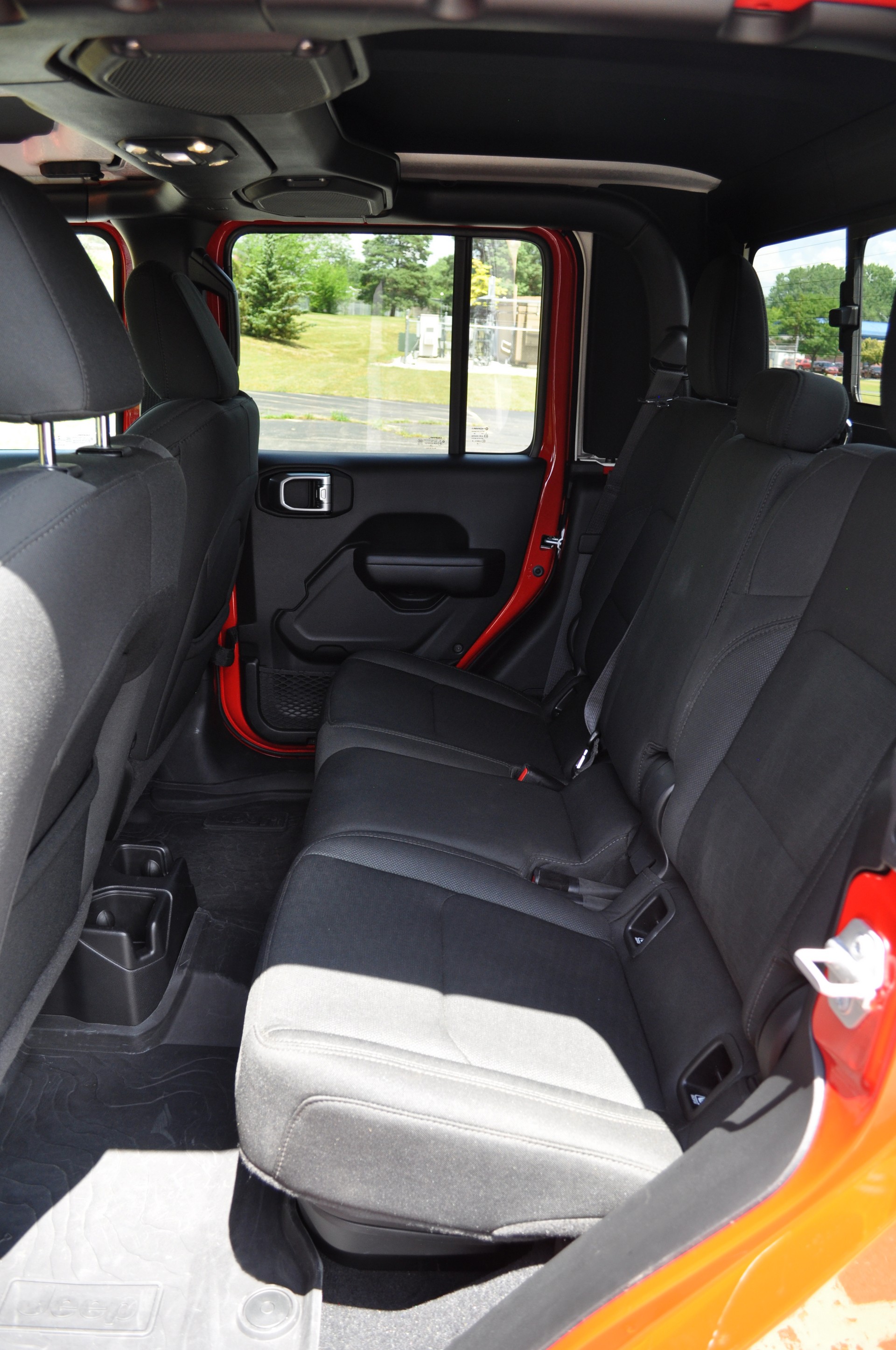 Driven: 2020 Jeep Gladiator Marks The End Of Boring Mid-Size Pickups