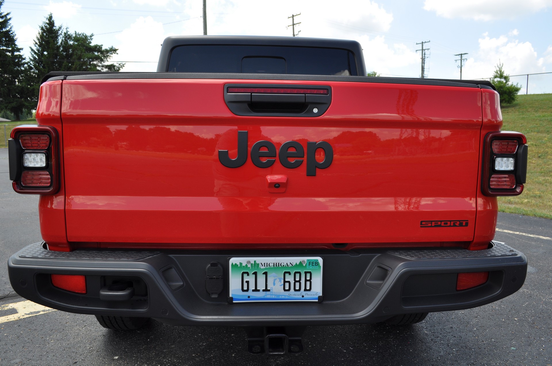 Driven: 2020 Jeep Gladiator Marks The End Of Boring Mid-Size Pickups