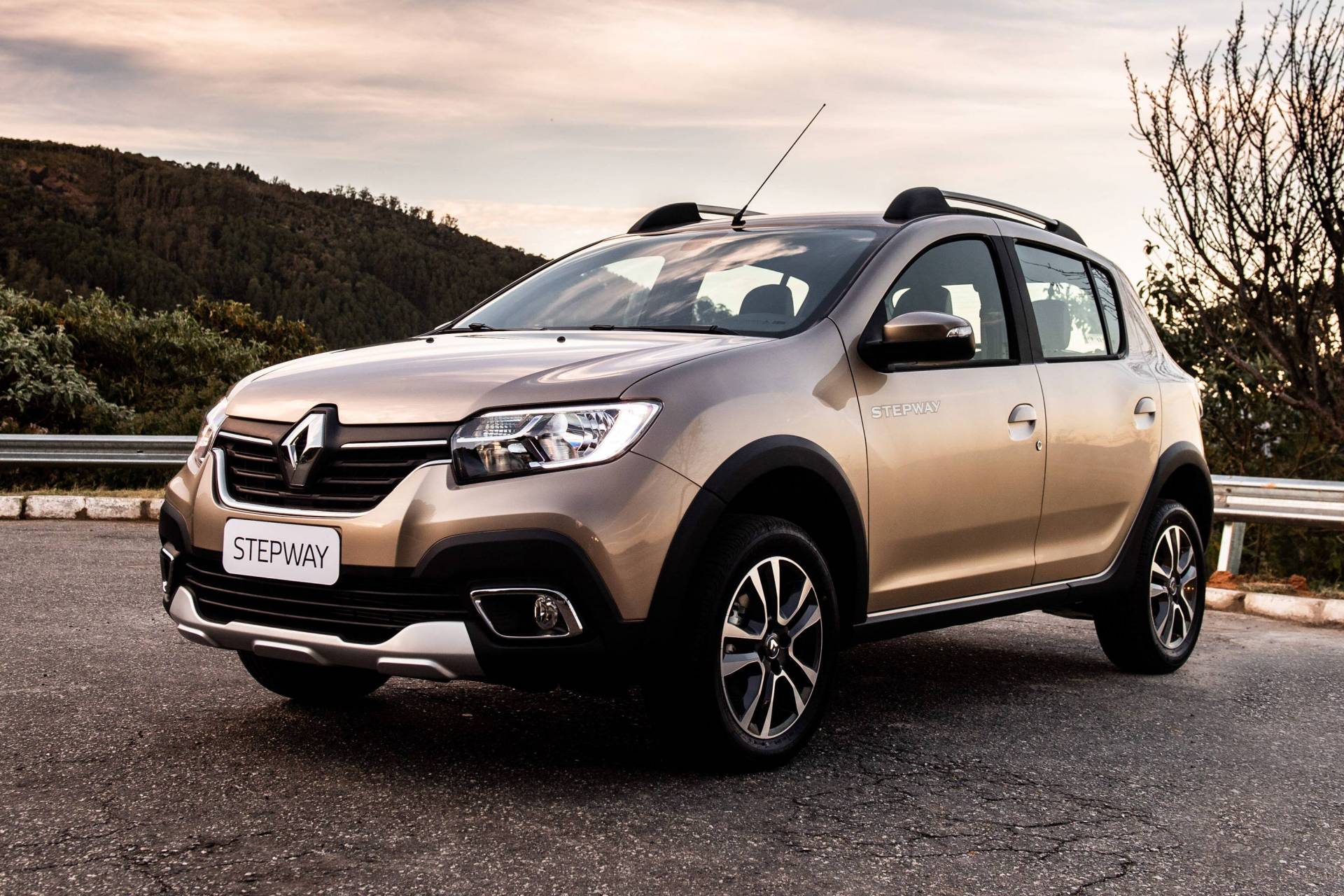 2020 Renault Logan, Sandero And Stepway Unveiled In Brazil With New Styling, CVT Option