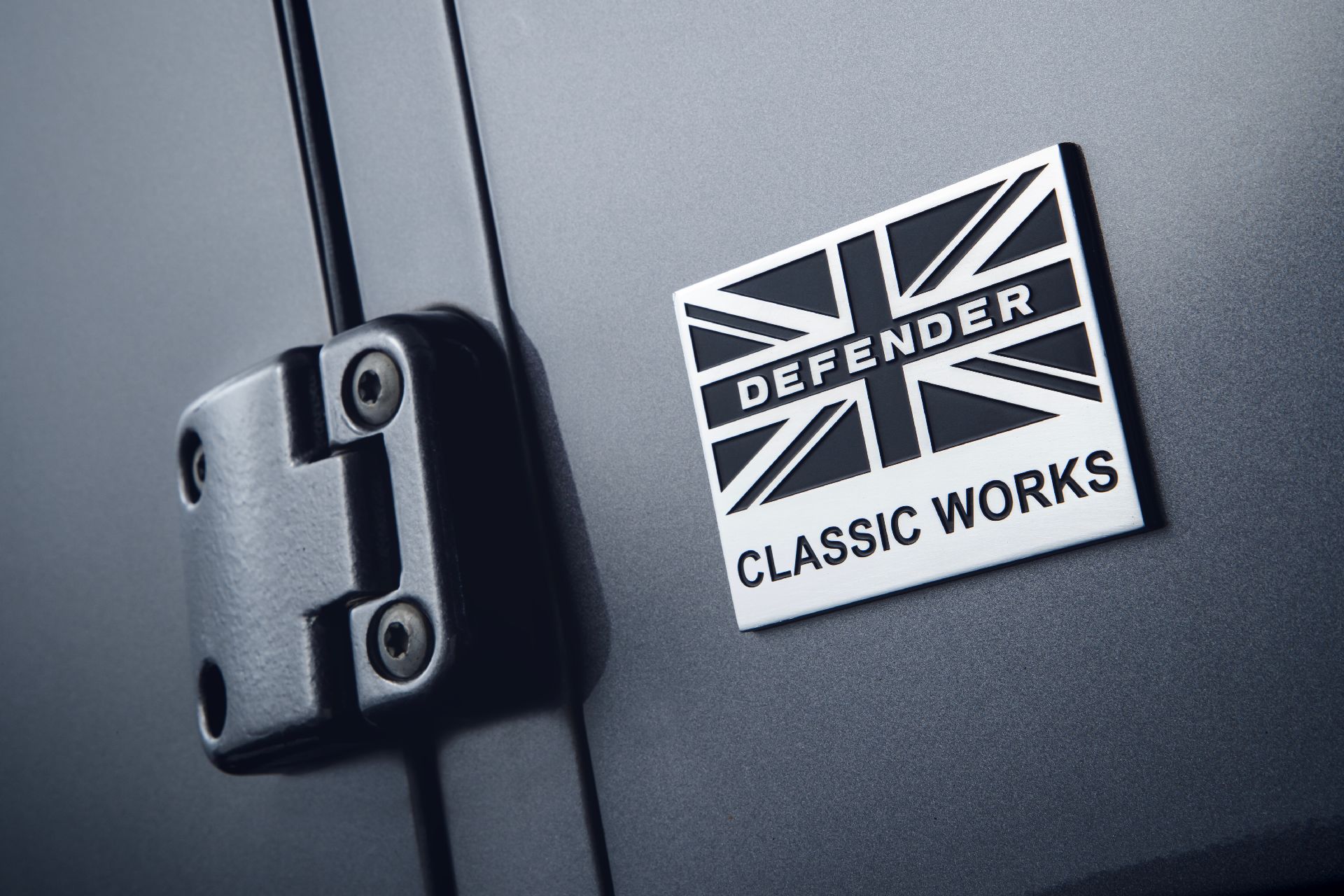 Land Rover Wants To Update Your Classic Defender With These New Kits