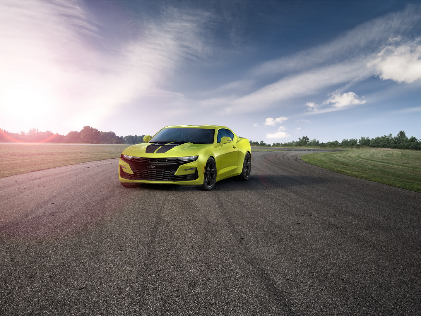 Russia’s Chevy Camaro Shock And Black Editions Pack A 238 HP Engine