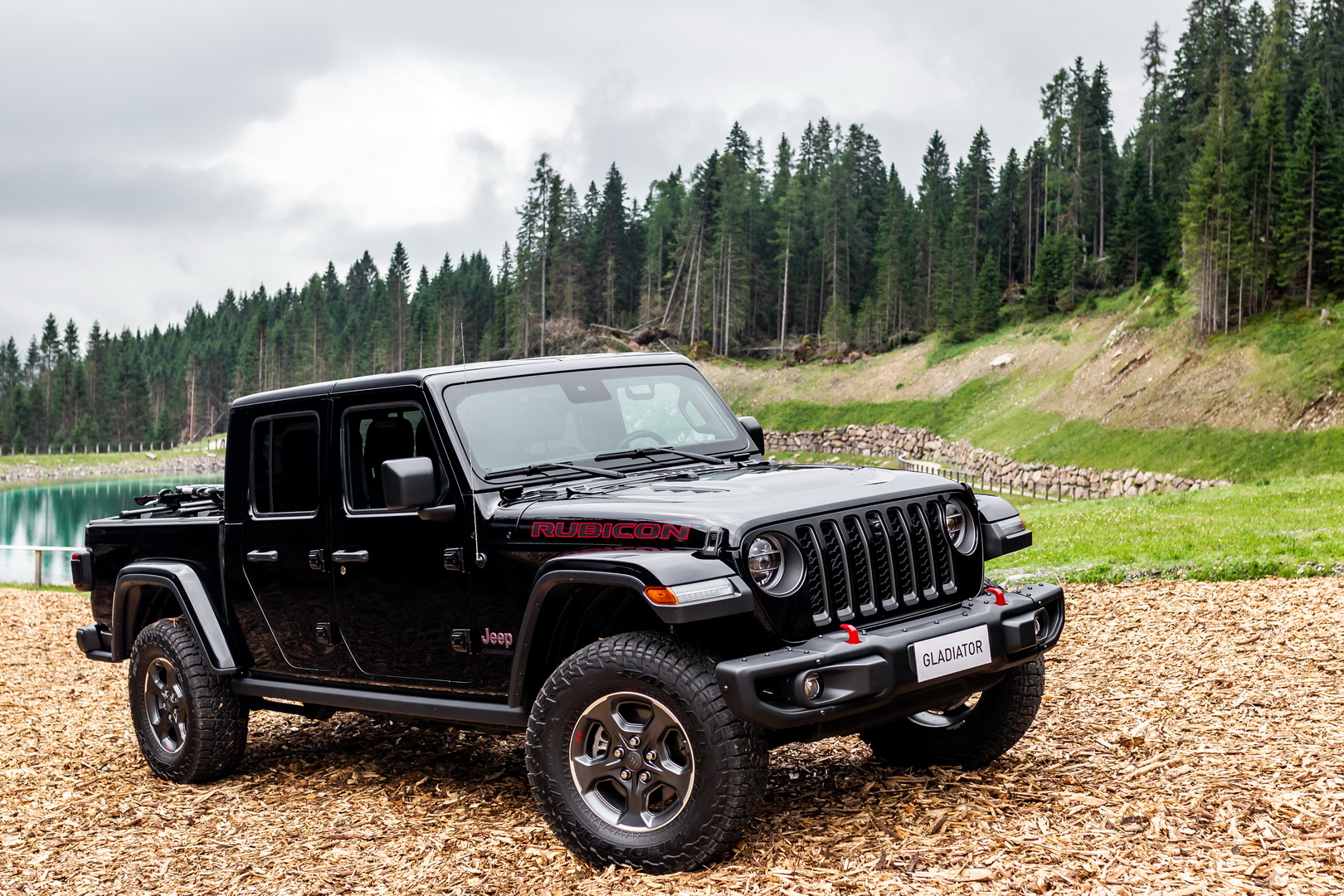 Euro-Spec Jeep Gladiator Getting 256 HP Diesel V6, Will Launch In 2020