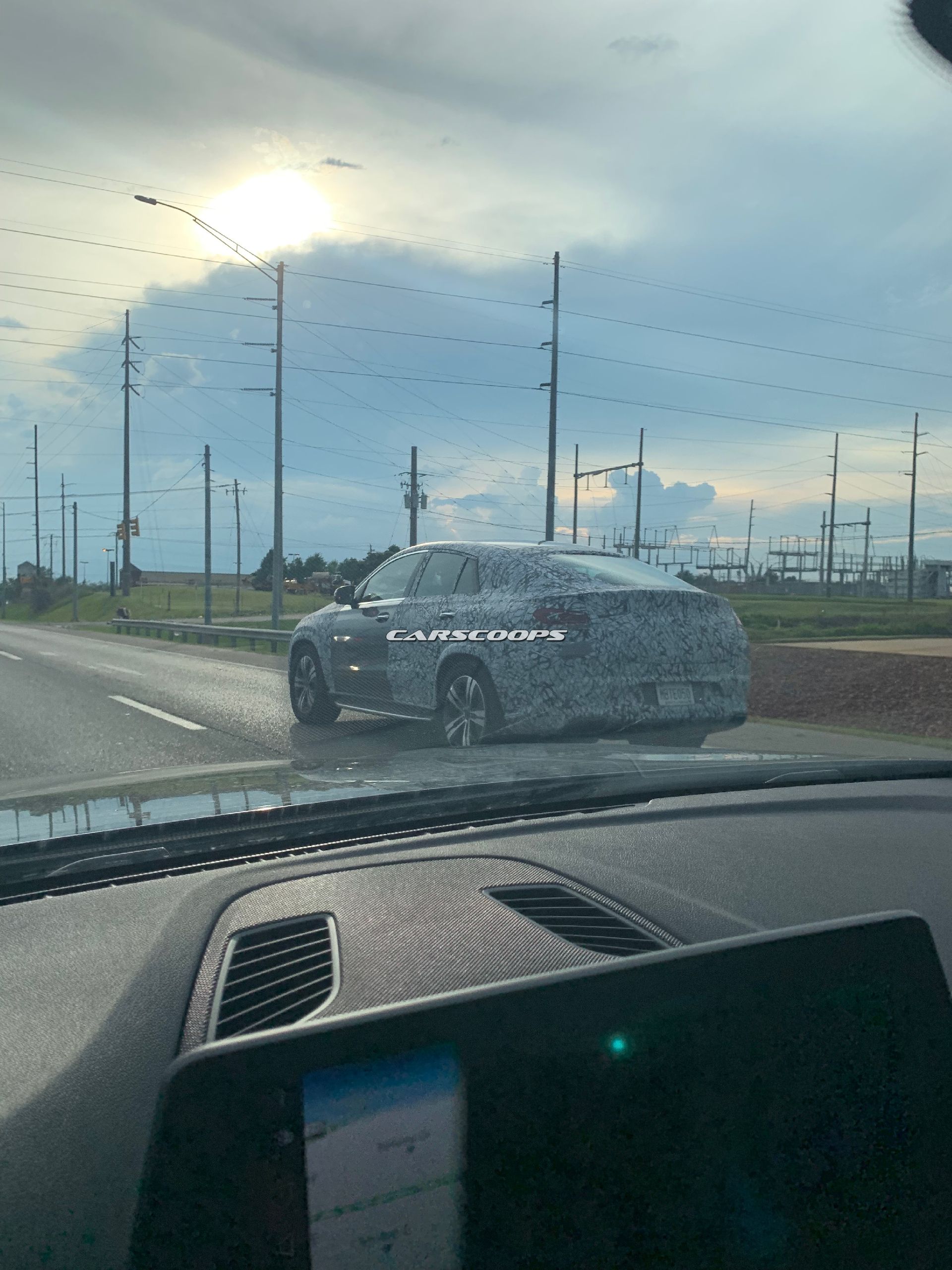 U Spy Mercedes-Benz Putting Final Touches On New GLE Coupe