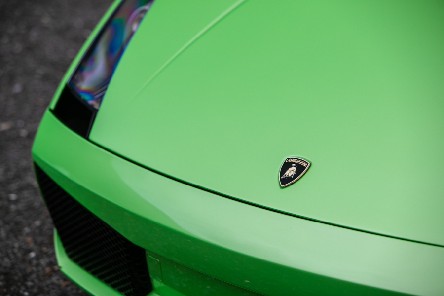 1965 Lotus Cortina Sells For Three Times More Than A Ferrari F430!