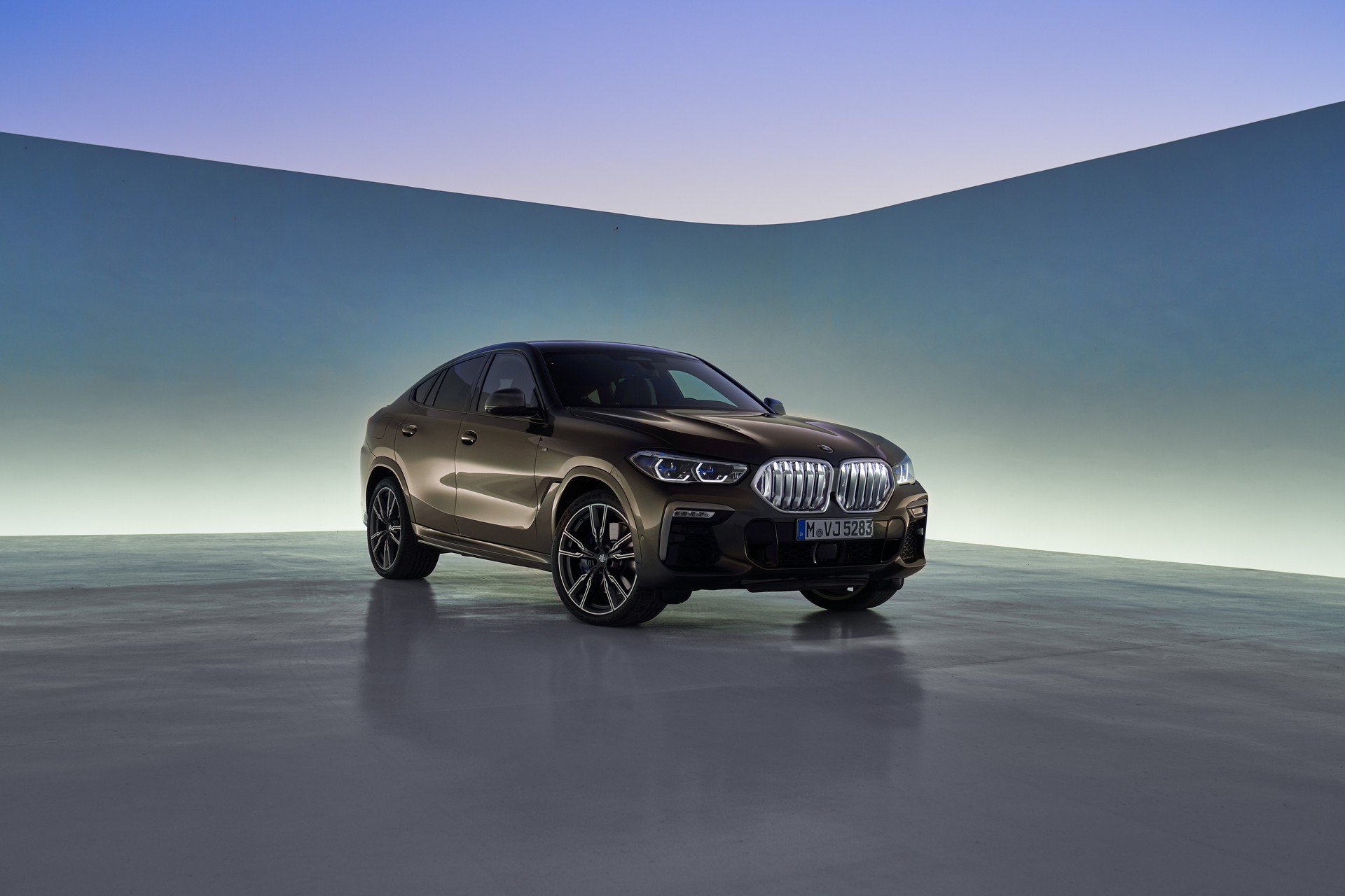 2020 BMW X6 Goes Official With Sportier Styling, 523 HP V8 Engine