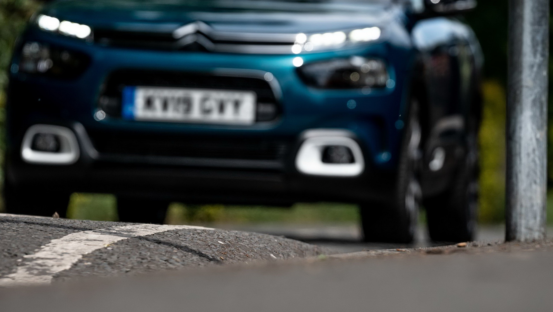 Citroen’s Progressive Hydraulic Cushion Technology Can Make Speed Bumps Less Of An Issue