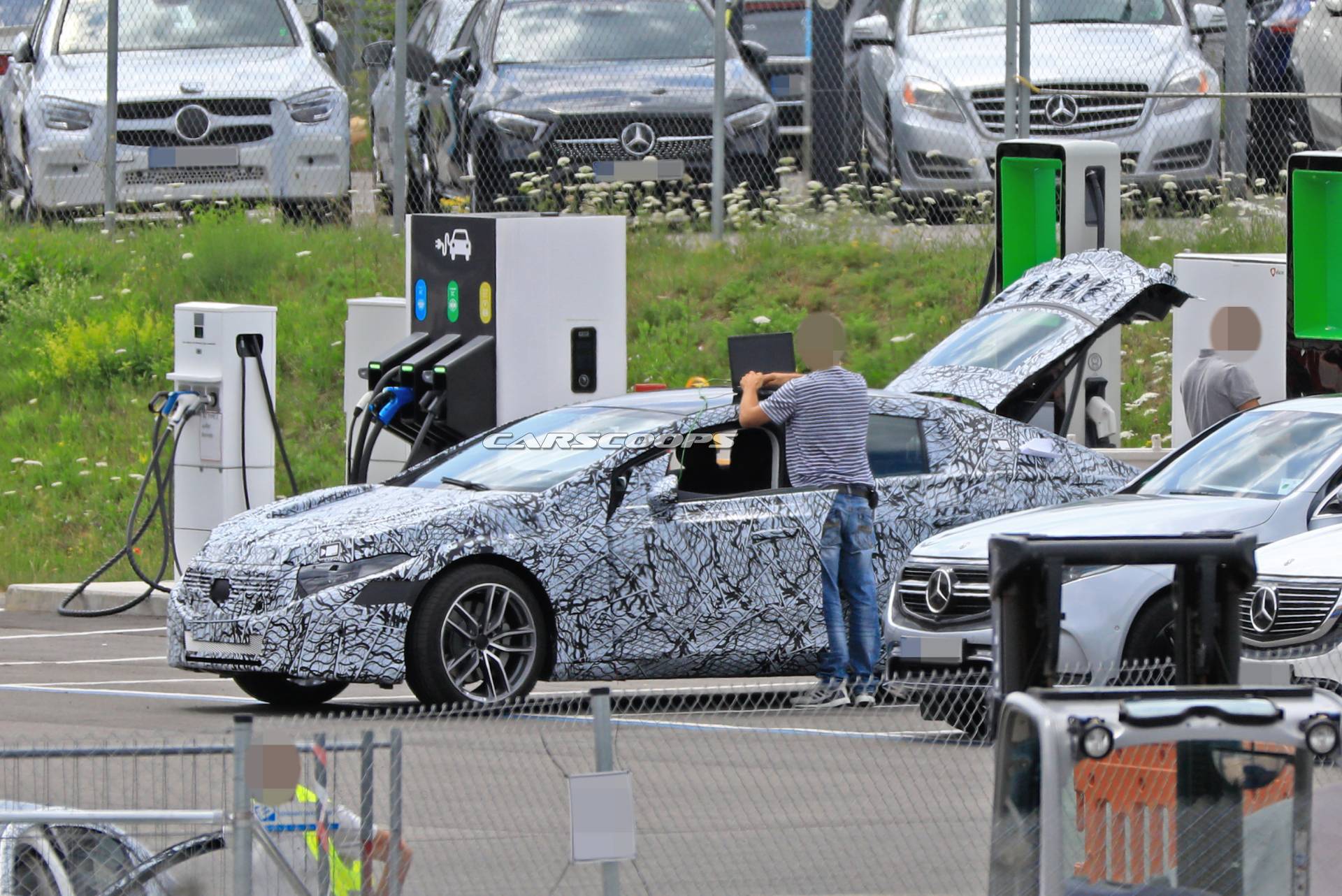 2021 Mercedes EQS Electric Flagship Shows Production Body, Should Porsche Taycan Worry?