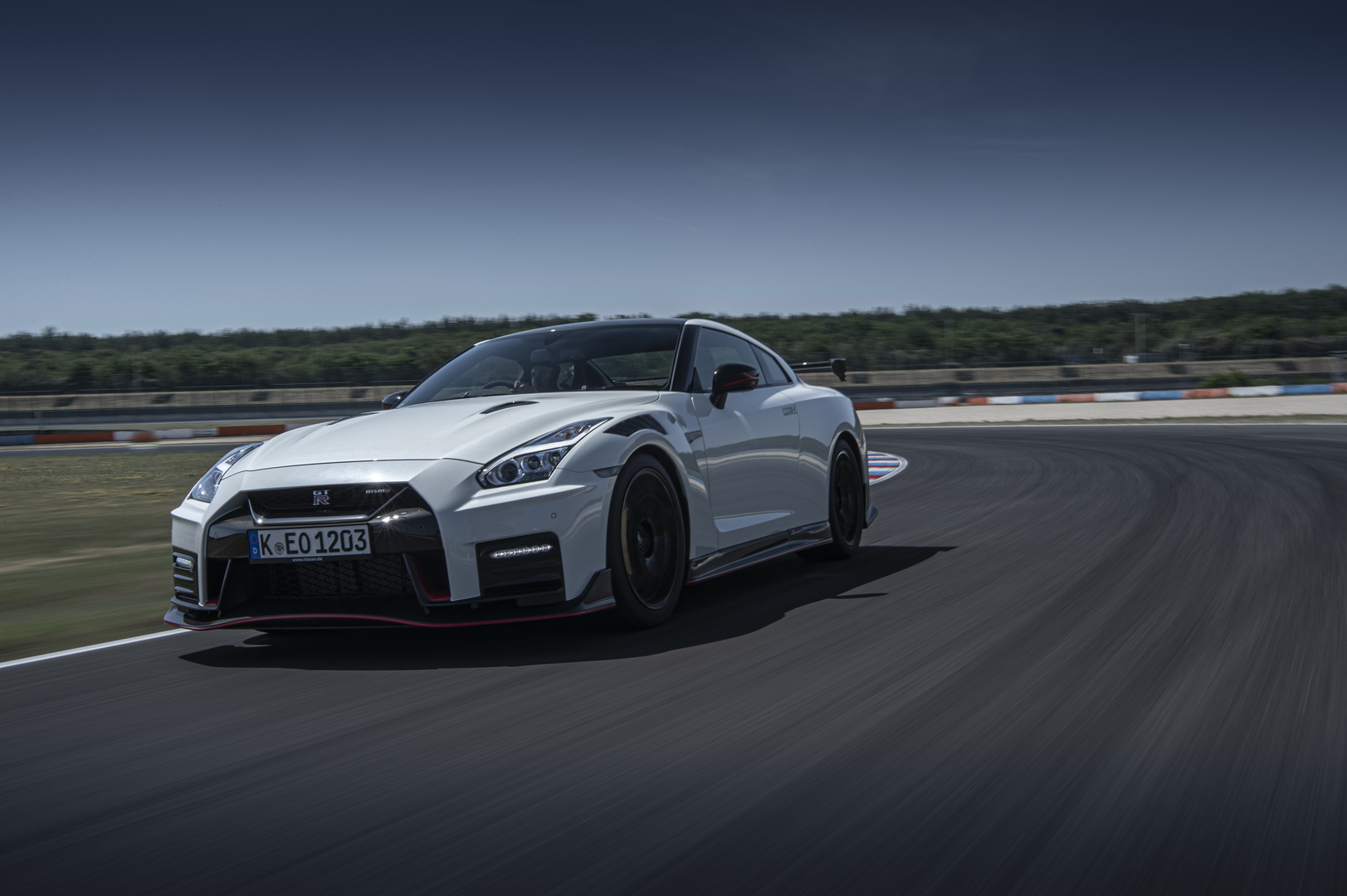 Nissan Prices 2020 GT-R From $113,540, NISMO From $210,740; Drops Over 120 Photos Too