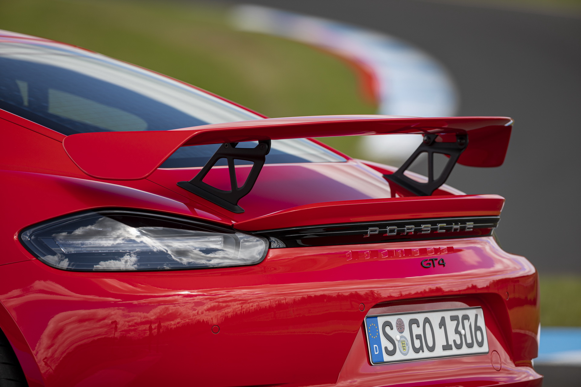 Massive Gallery Lets Us Bask In The Glory Of The 2020 Porsche 718 Cayman GT4