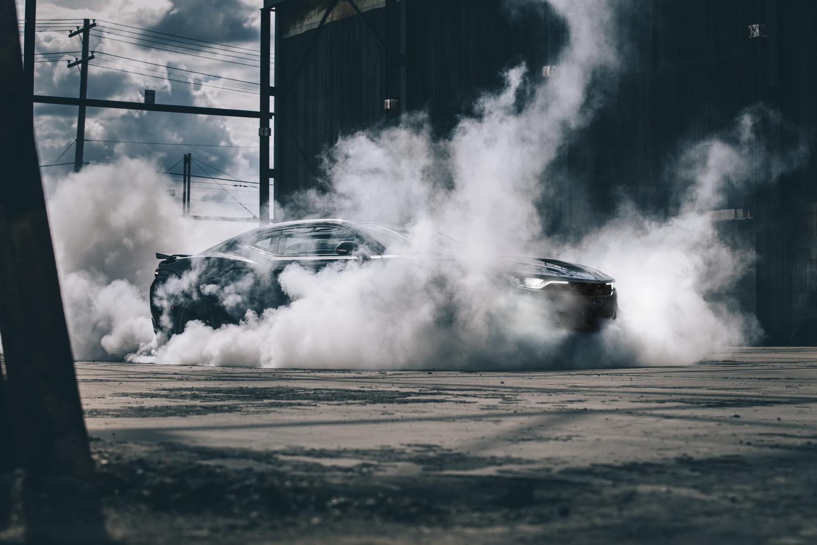 Russia’s Chevy Camaro Shock And Black Editions Pack A 238 HP Engine