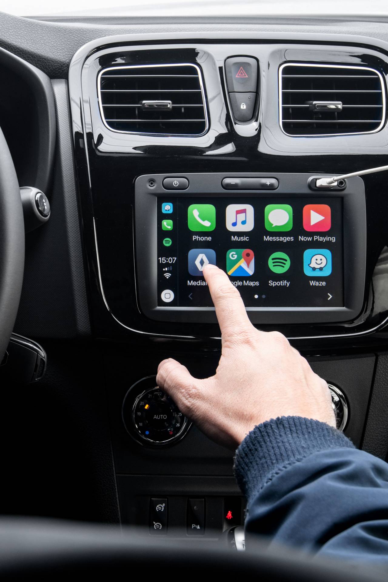 2020 Renault Logan, Sandero And Stepway Unveiled In Brazil With New Styling, CVT Option