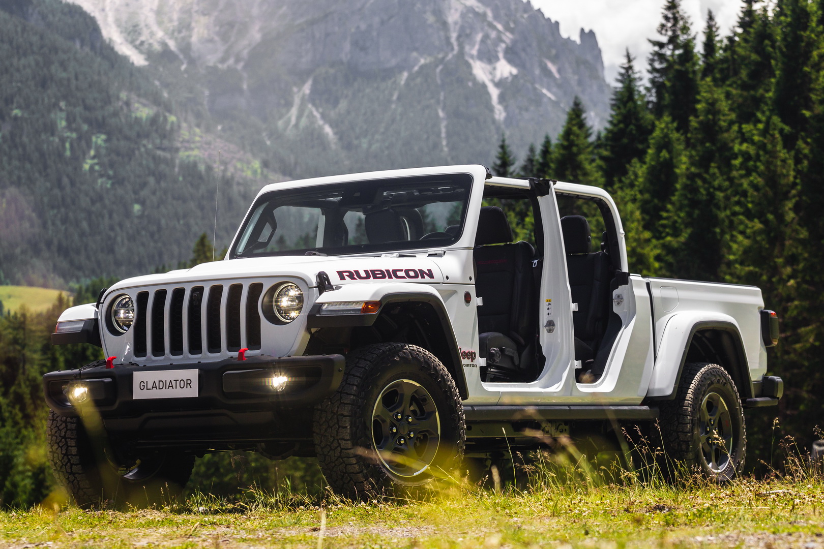 Euro-Spec Jeep Gladiator Getting 256 HP Diesel V6, Will Launch In 2020