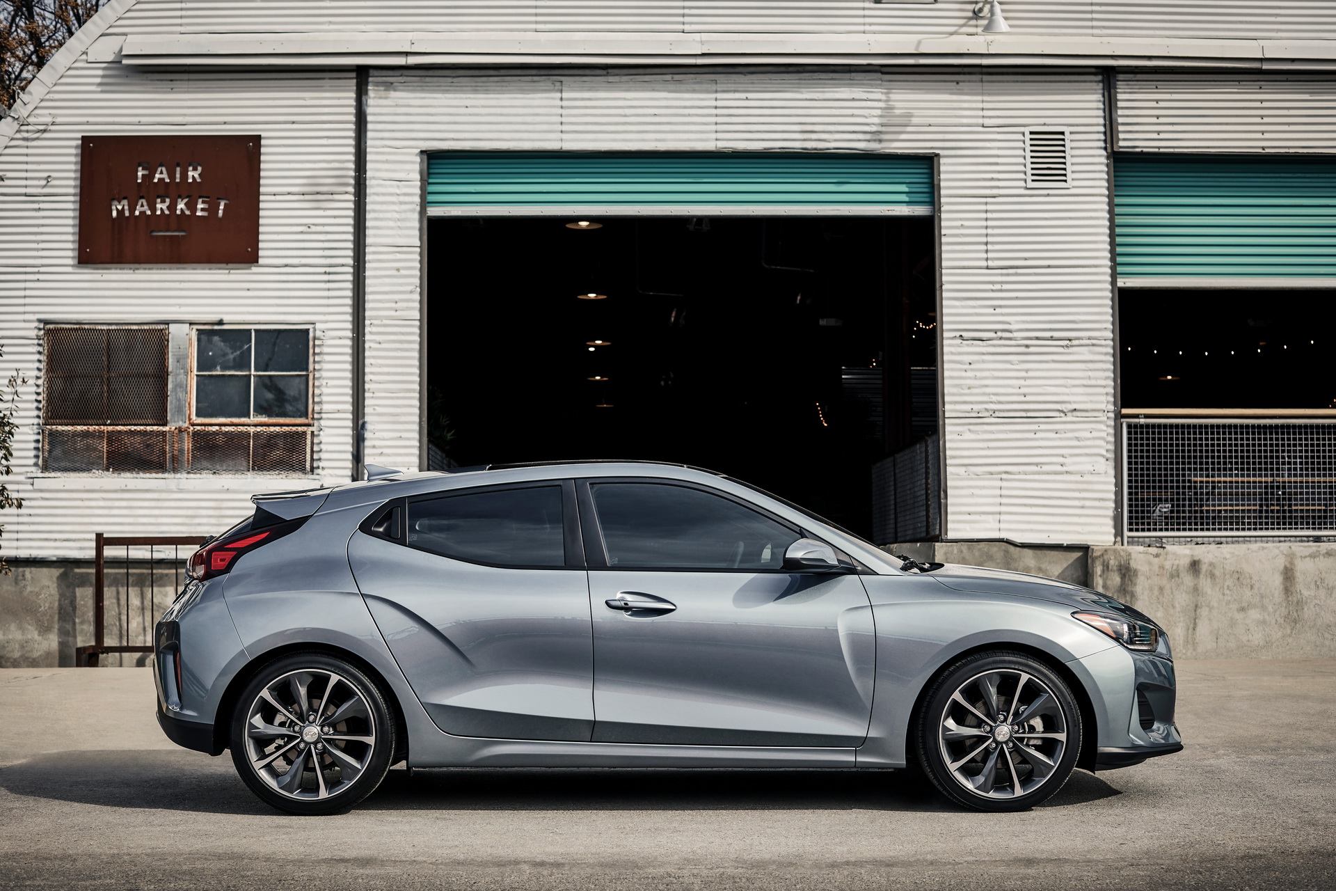 2020 Hyundai Veloster Adds More Kit And Gloss Black Bits