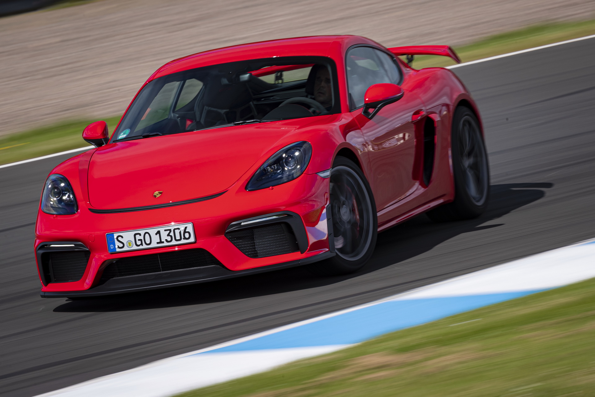 Massive Gallery Lets Us Bask In The Glory Of The 2020 Porsche 718 Cayman GT4