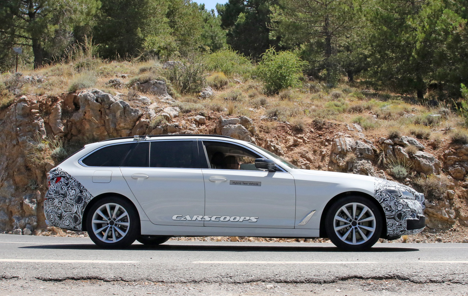 Facelifted 2020 BMW 5-Series Spotted With A Plug-In Hybrid Powertrain