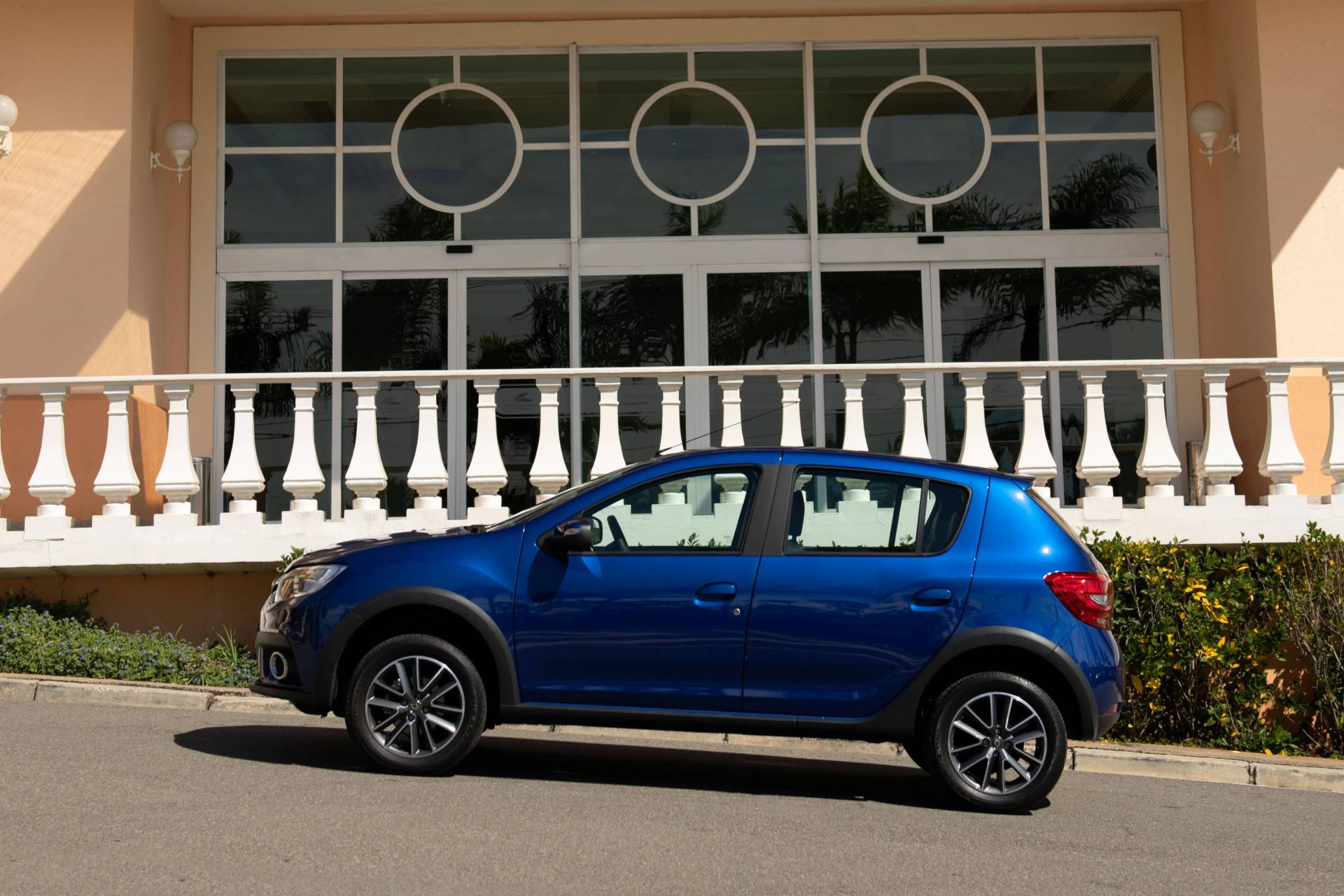 2020 Renault Logan, Sandero And Stepway Unveiled In Brazil With New Styling, CVT Option