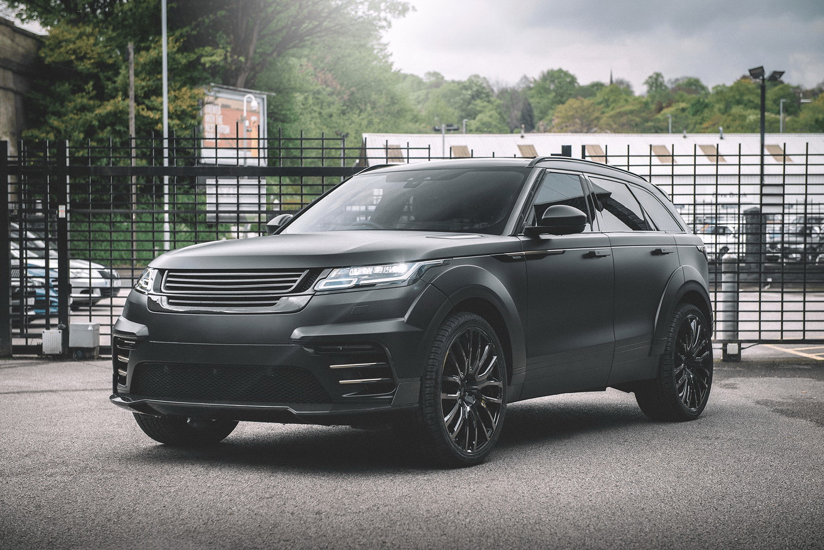 Blacked-Out Range Rover Velar Wants Way More Than A Drink To Go Home With You