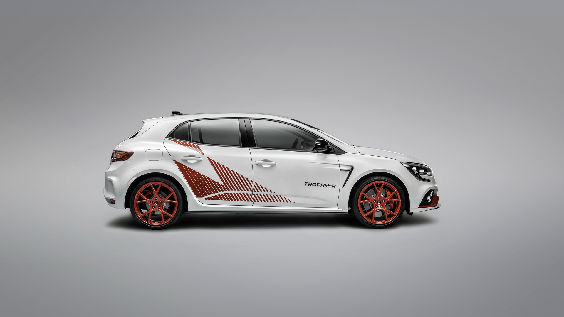 Megane RS Trophy-R Costs Up To £72,140 – Or £3K Less Than A 718 Cayman GT4