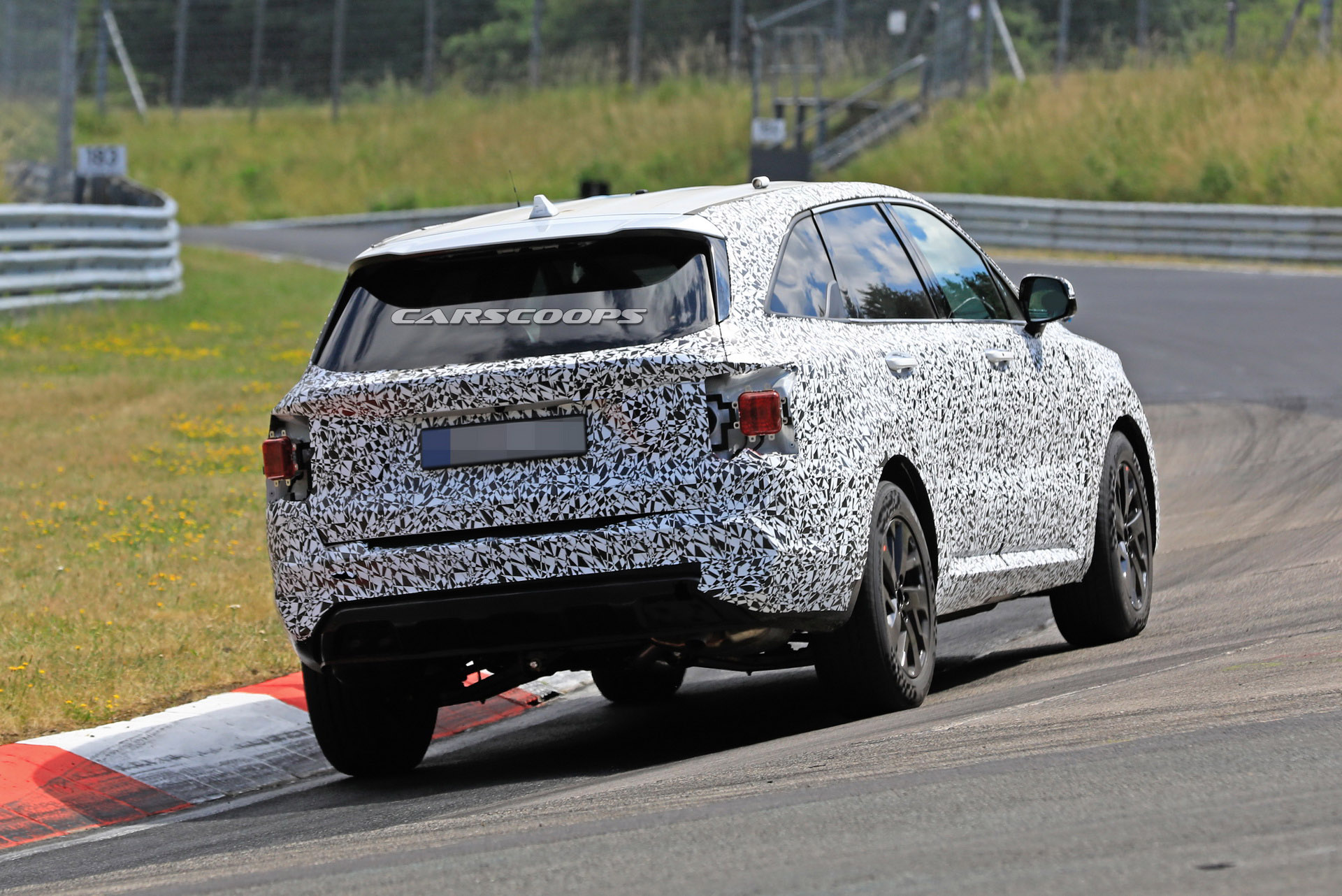 2021 Kia Sorento Hits The Track Wearing Tighter-Fitting Camo