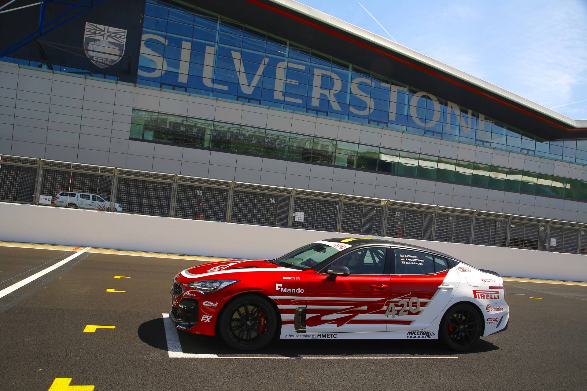 Kia Creates A 422 HP Stinger GT420 “Track Day Monster” After Saving It From The Crusher