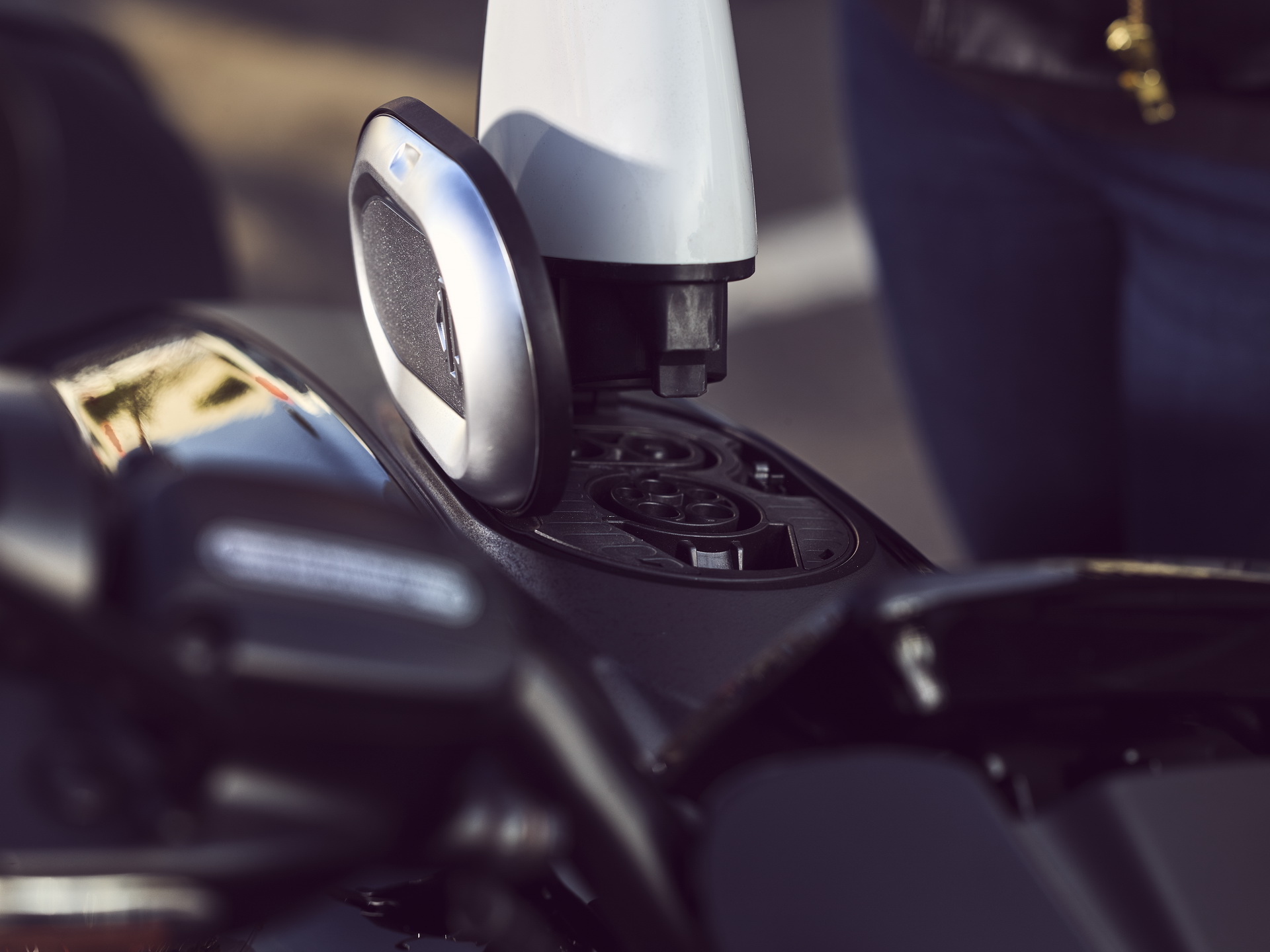 VW’s Electrify America Providing Fully Electric Harley-Davidson Owners With Charging Plan