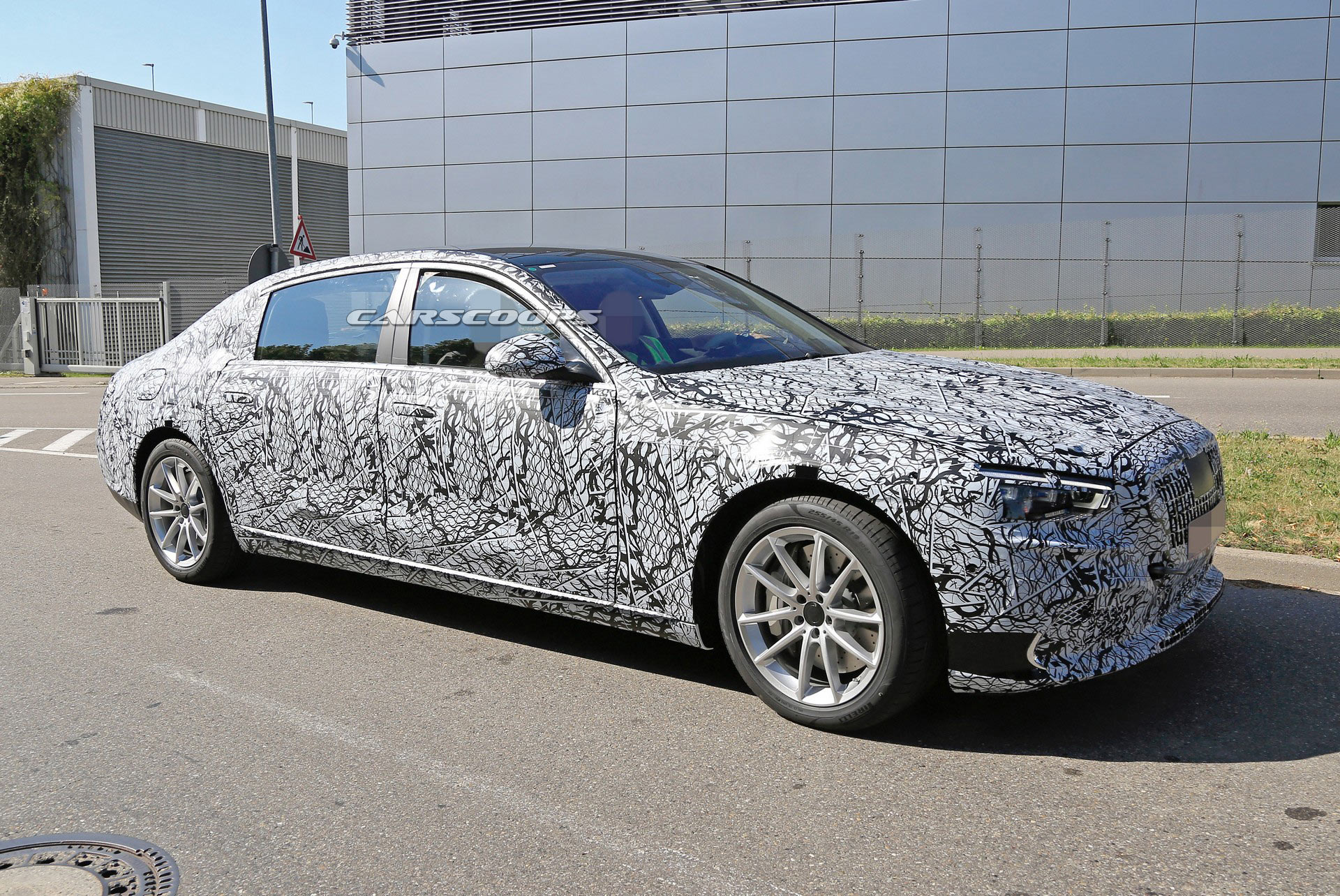 2020 Mercedes-Maybach S-Class Flaunts Its Supersized Body In New Spy Photos