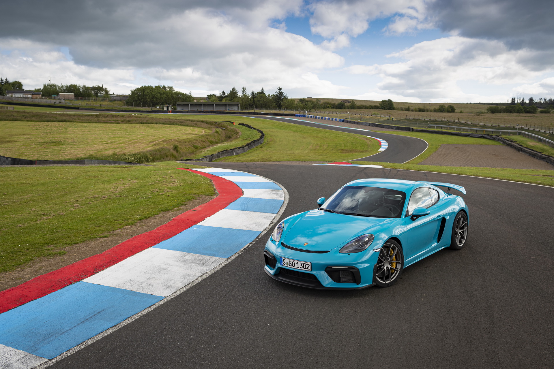 Massive Gallery Lets Us Bask In The Glory Of The 2020 Porsche 718 Cayman GT4