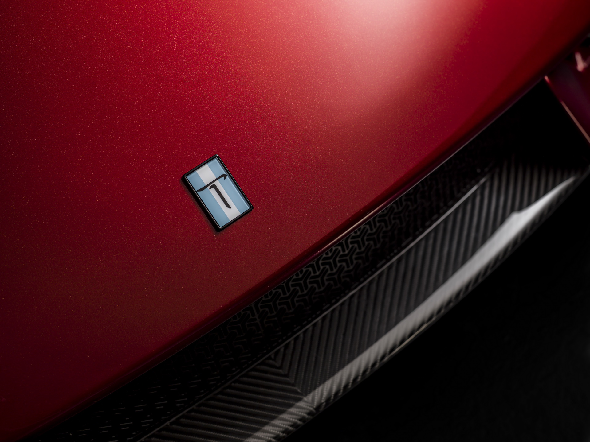 De Tomaso Returns With Ultra-Gorgeous P72 Supercar