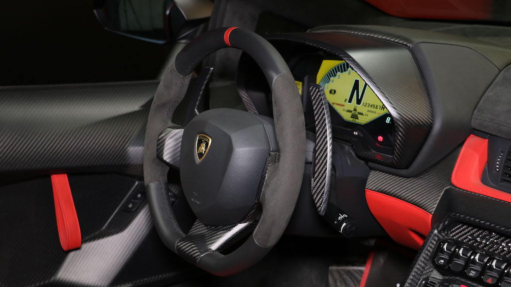 Carbon Lamborghini Veneno Roadster Is The Ultimate Way To Show Off