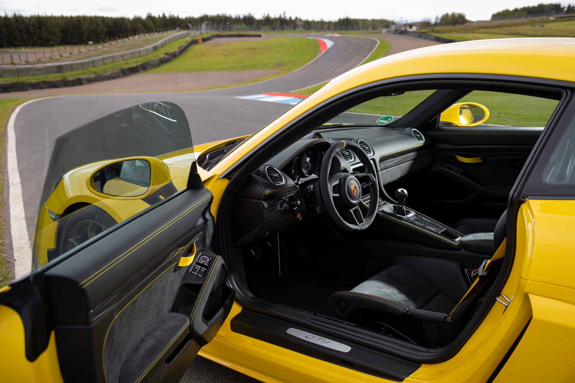 Massive Gallery Lets Us Bask In The Glory Of The 2020 Porsche 718 Cayman GT4