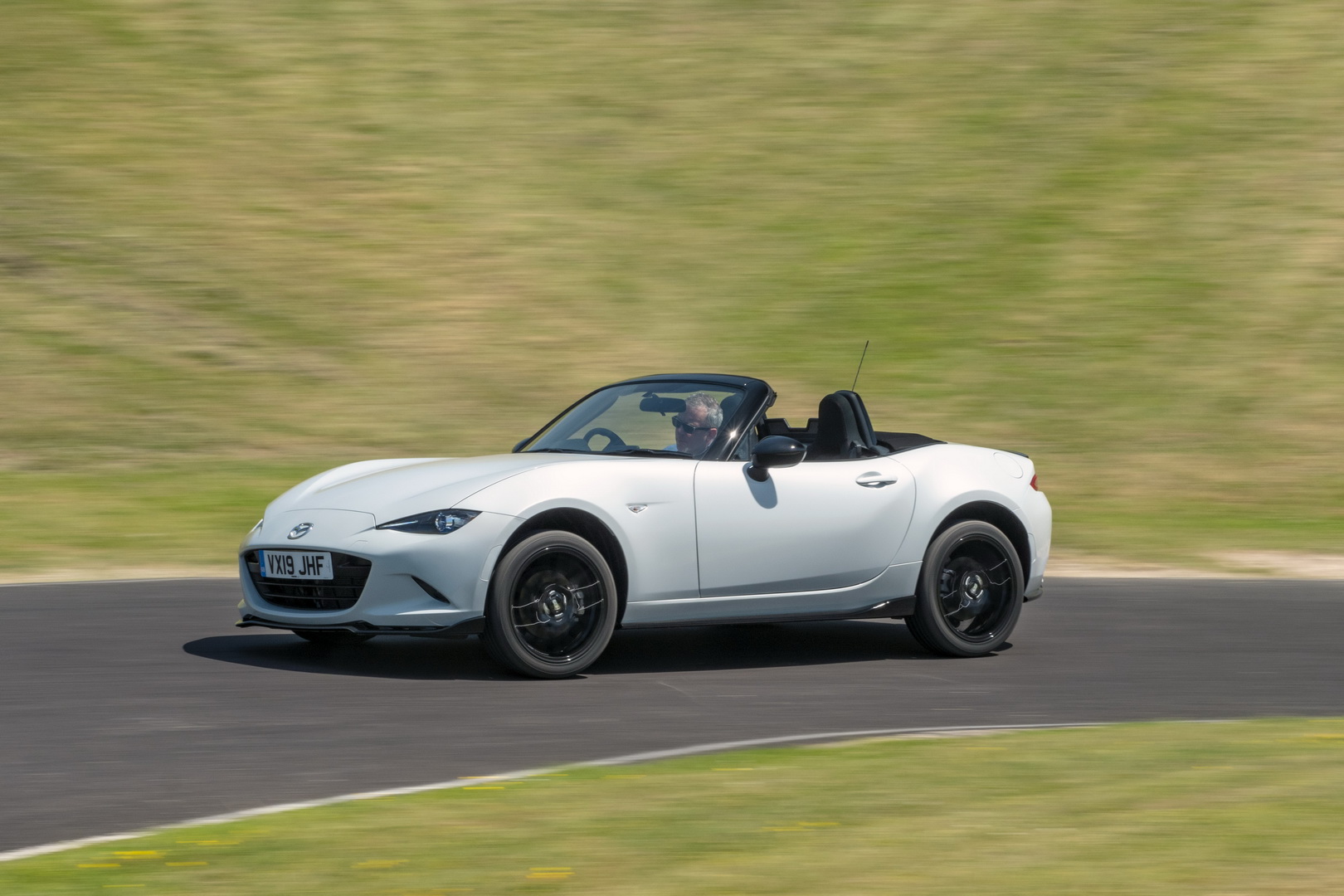 Personalize Your Mazda MX-5 With The Optional Cup And Design Packs